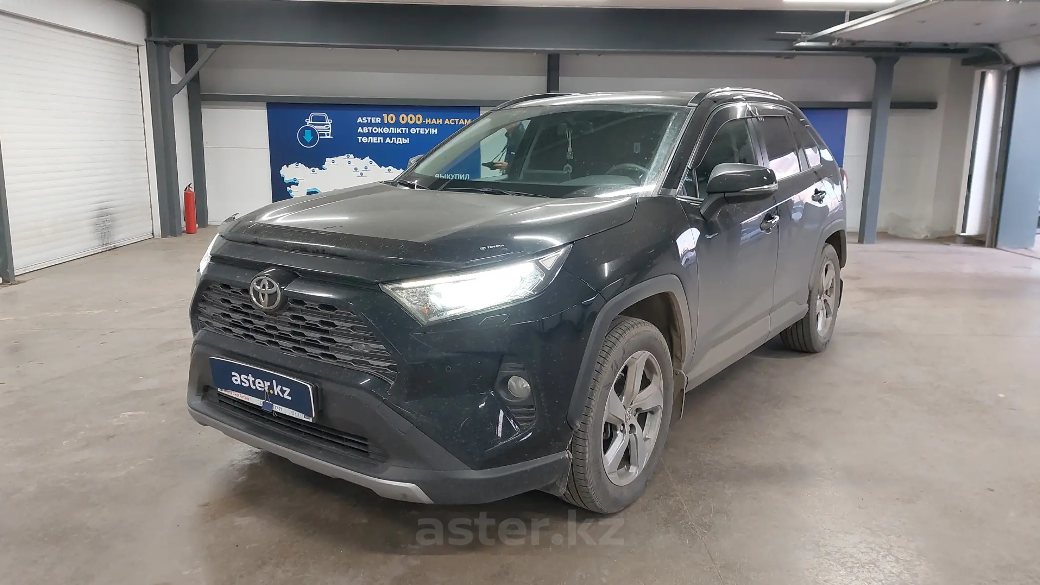 Toyota RAV4 2021