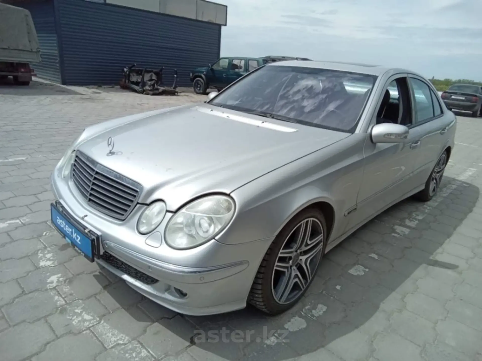 Mercedes-Benz E-Класс 2004