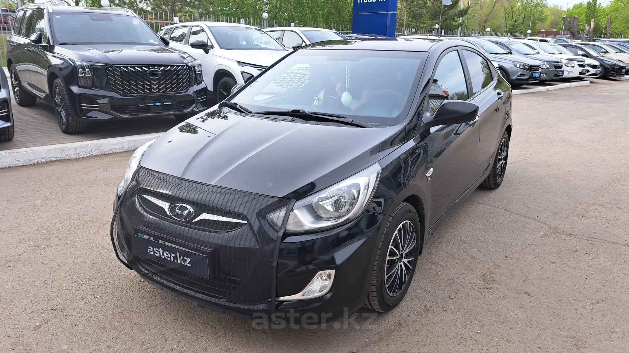 Hyundai Accent 2013