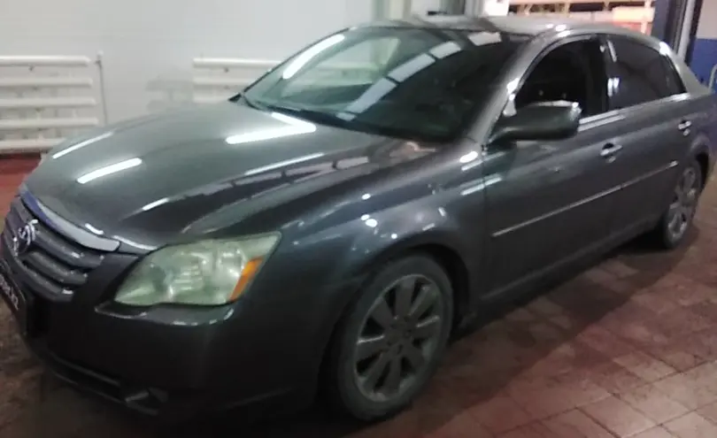 Toyota Avalon 2005 года за 7 000 000 тг. в Астана