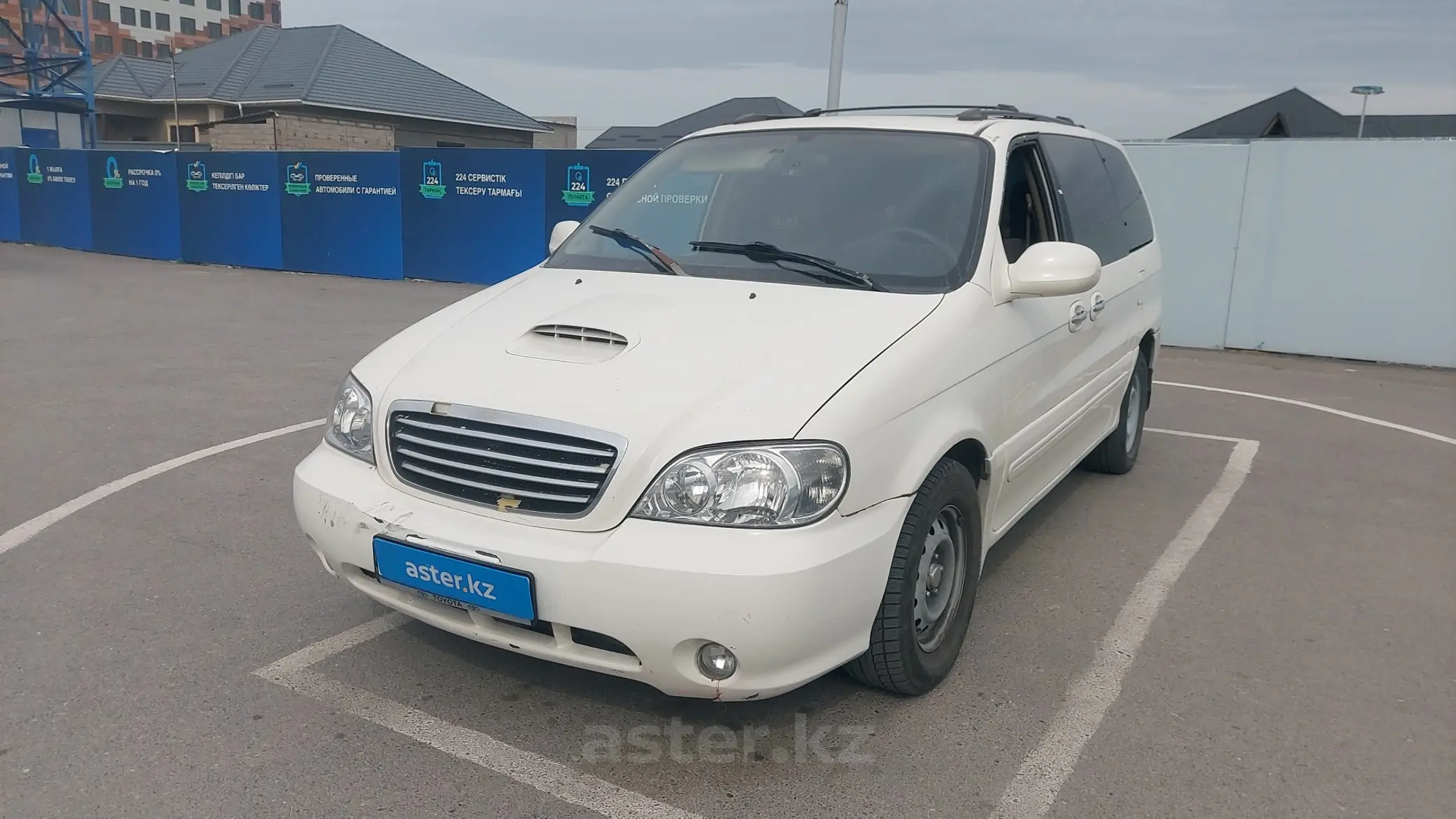 Купить Kia Carnival 2001 года в Шымкенте, цена 2000000 тенге. Продажа Kia  Carnival в Шымкенте - Aster.kz. №c1055967