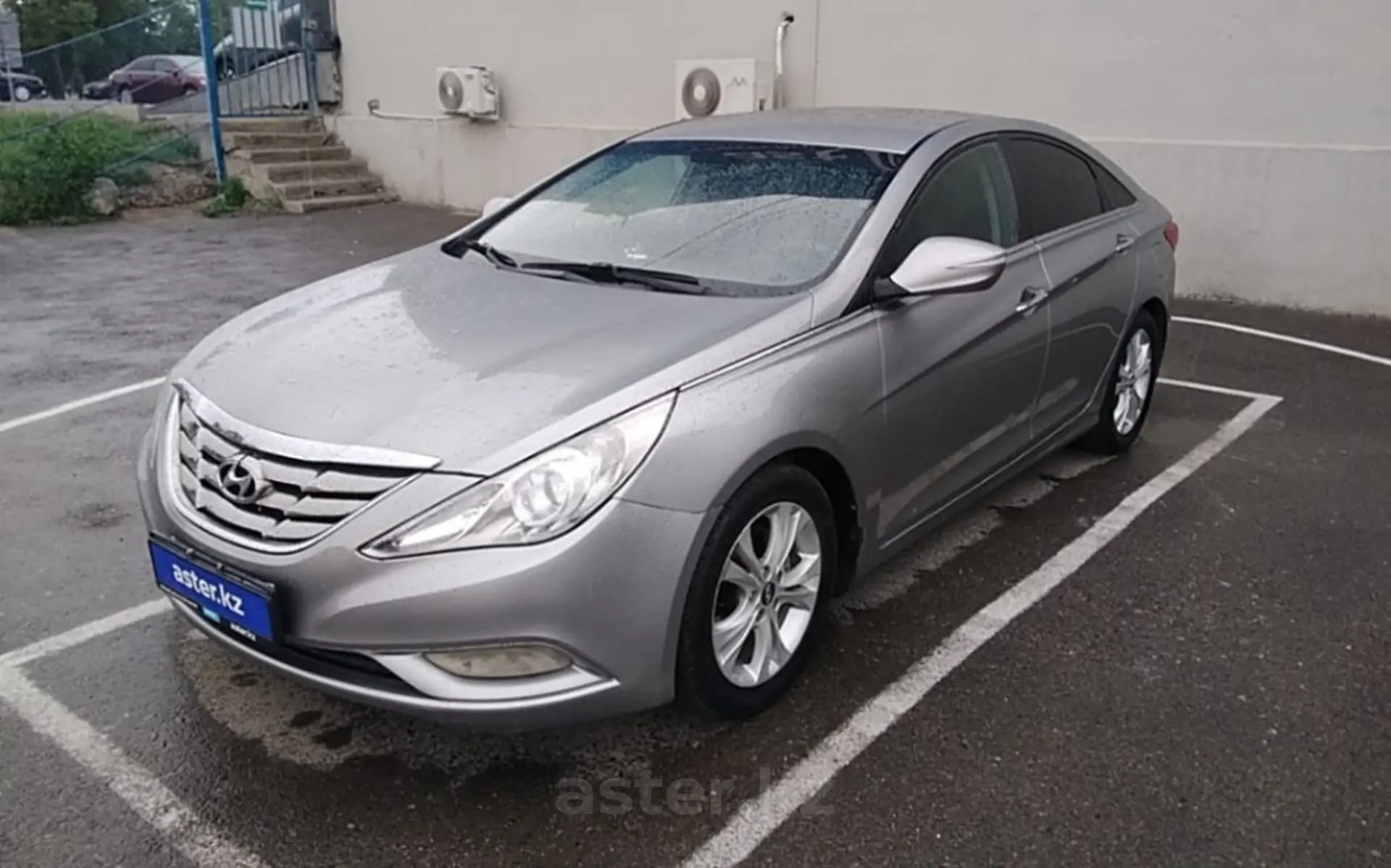 Hyundai Sonata 2010