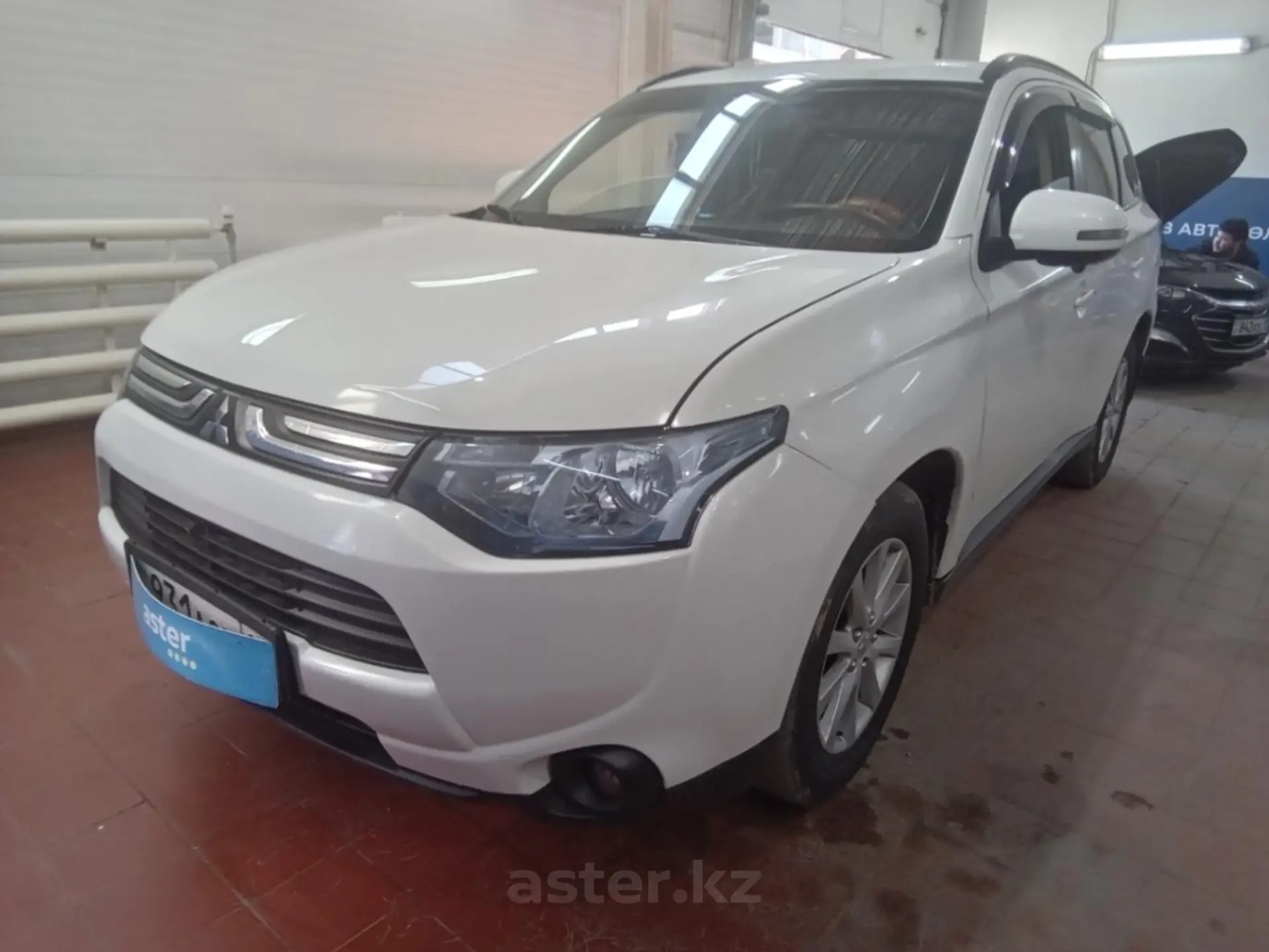 Mitsubishi Outlander 2013