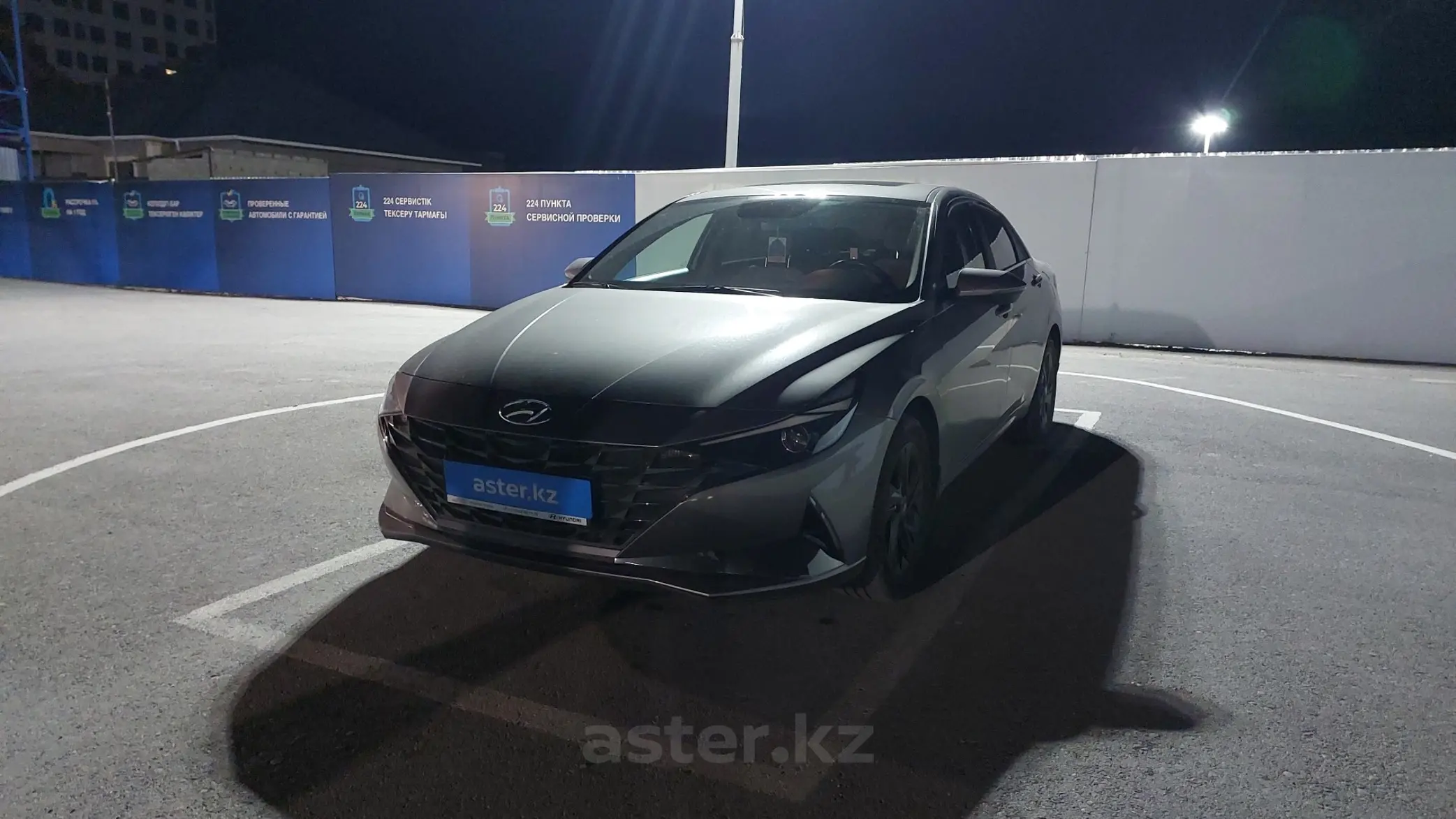 Hyundai Elantra 2023