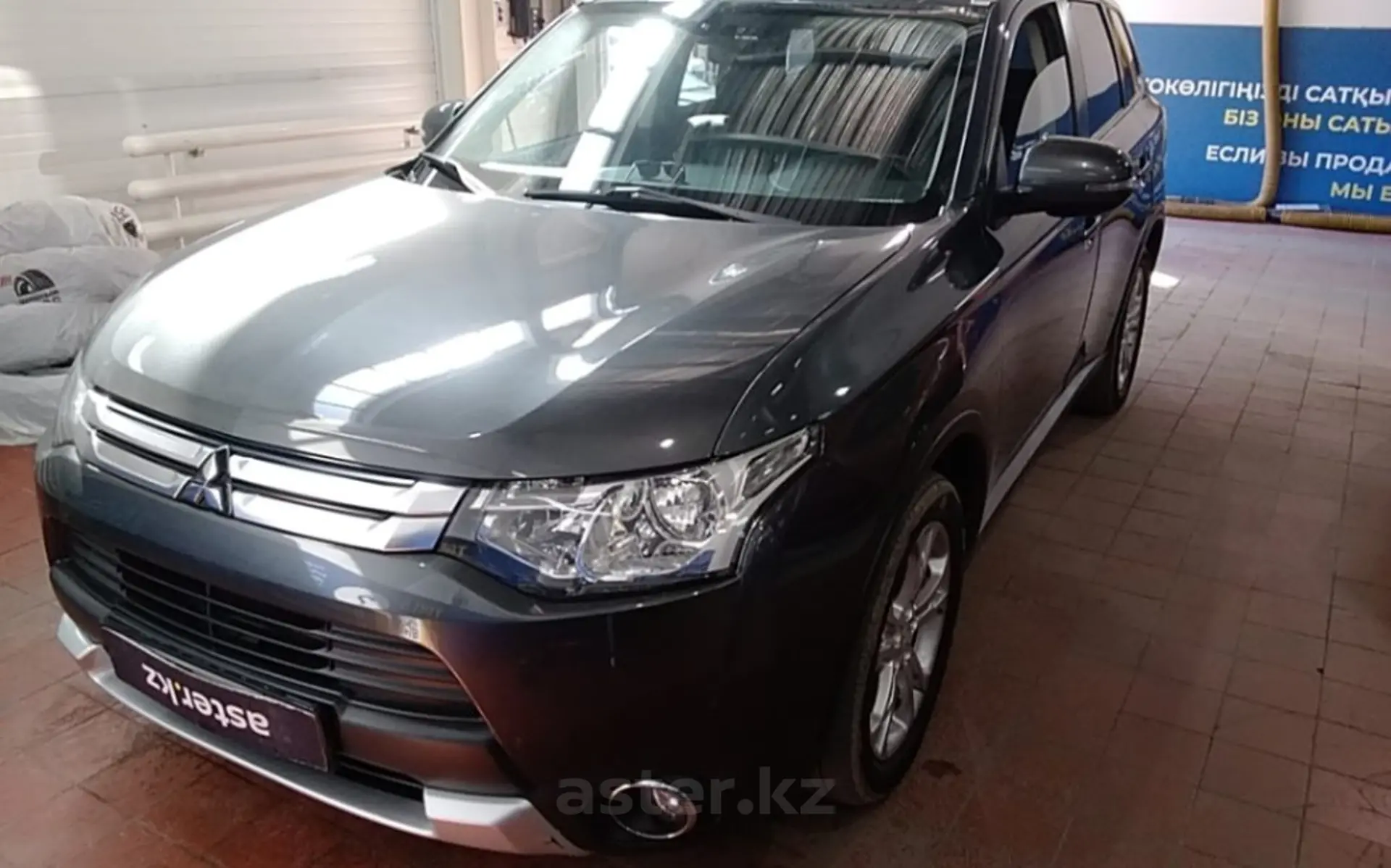 Mitsubishi Outlander 2014