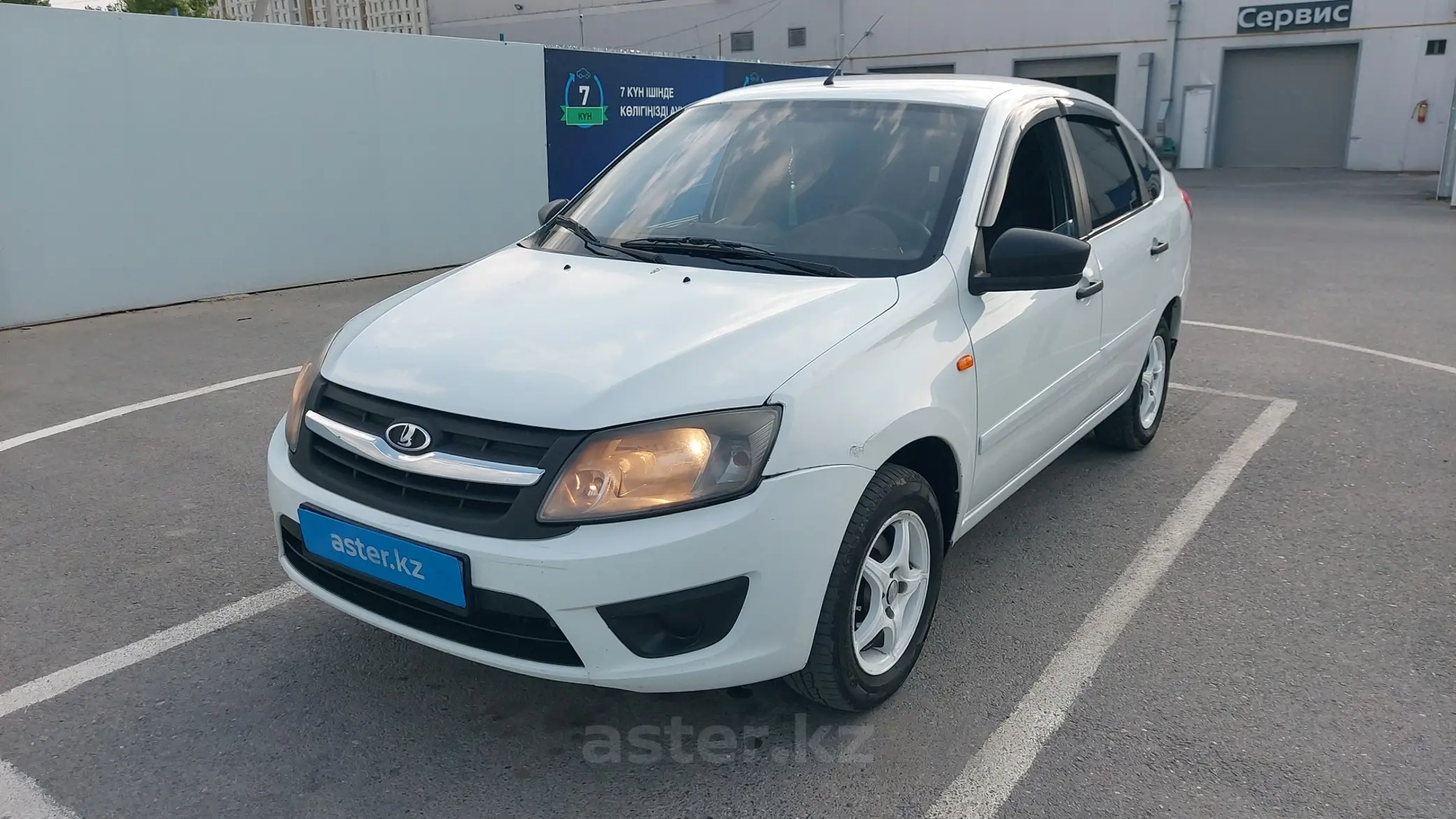 LADA (ВАЗ) Granta 2015