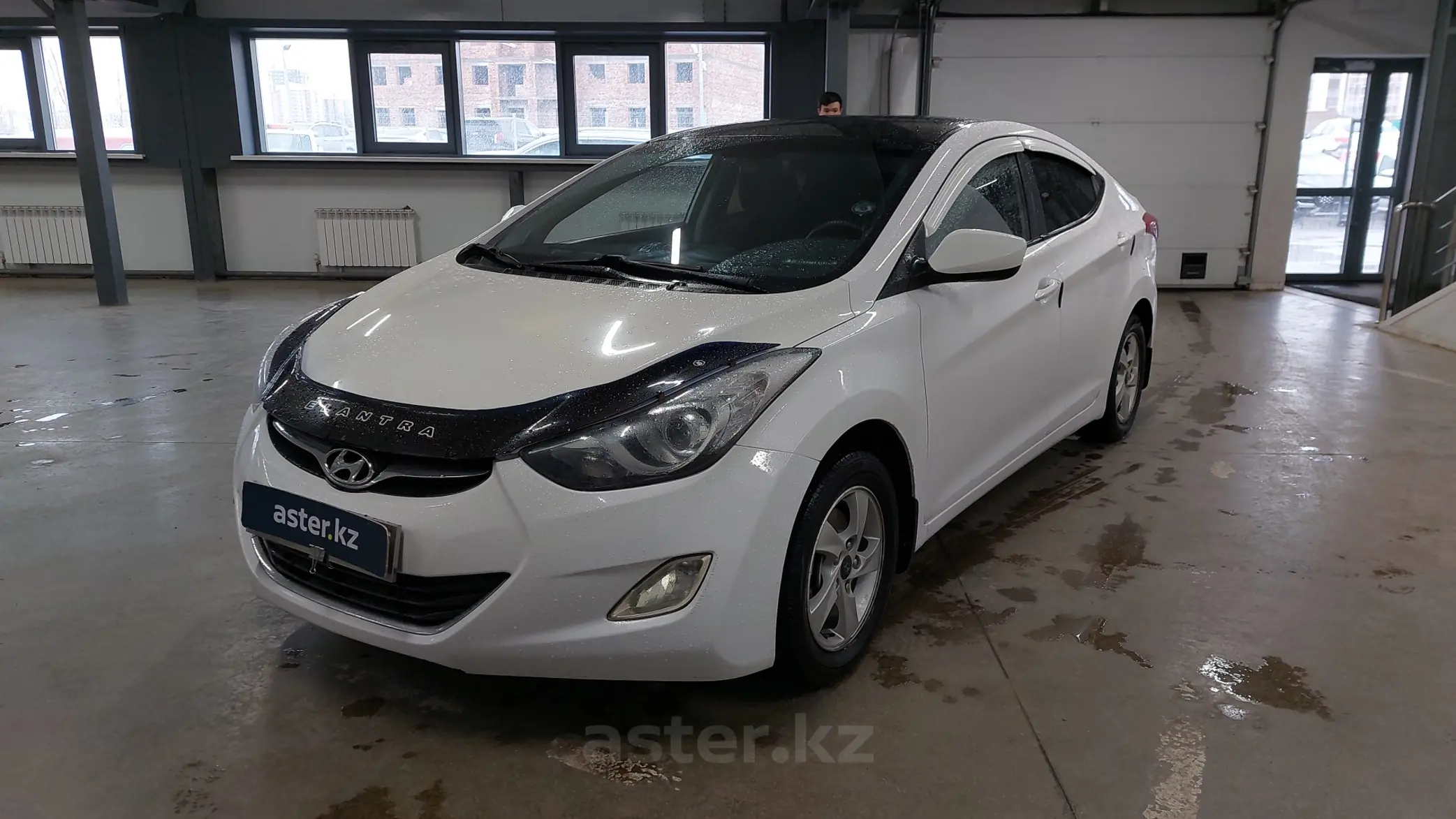 Hyundai Elantra 2013