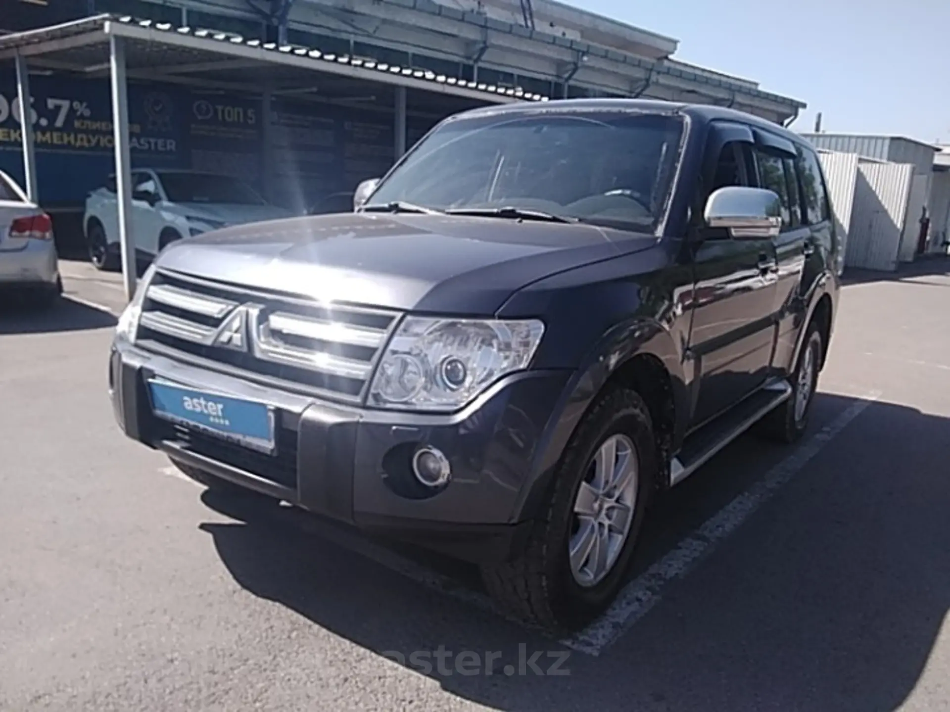 Mitsubishi Pajero 2008