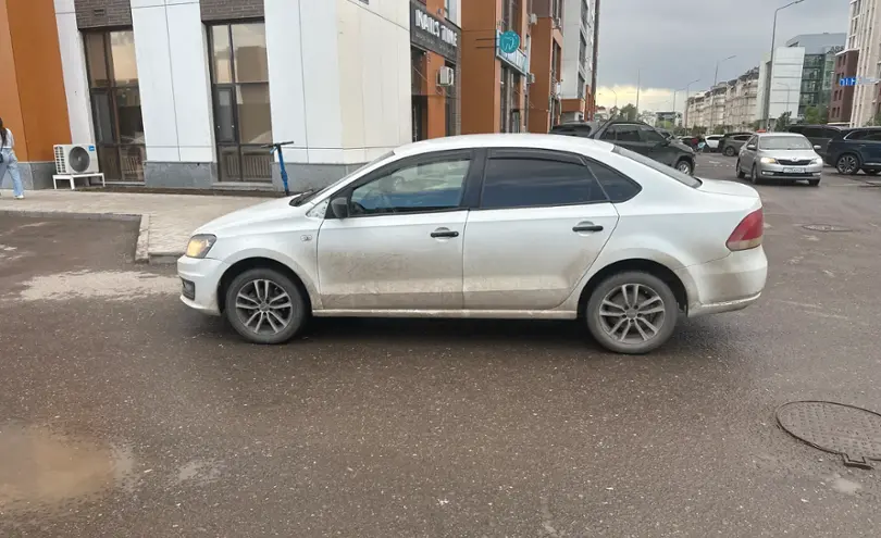 Volkswagen Polo 2015 года за 4 000 000 тг. в Астана