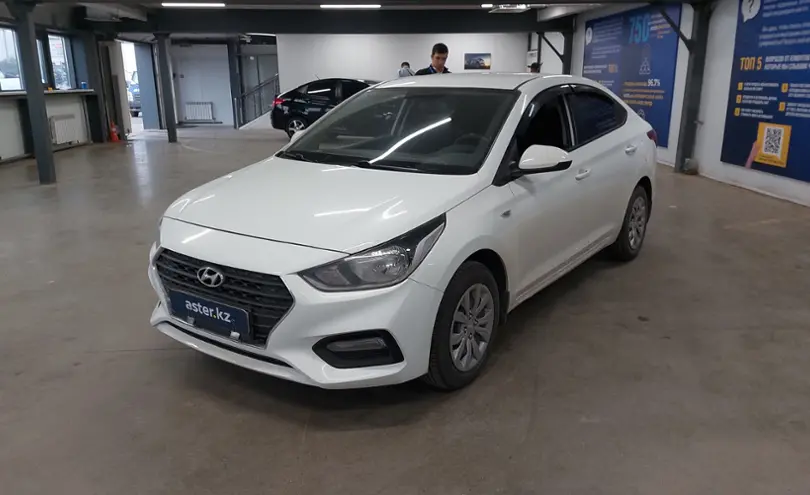 Hyundai Accent 2019 года за 7 300 000 тг. в Астана