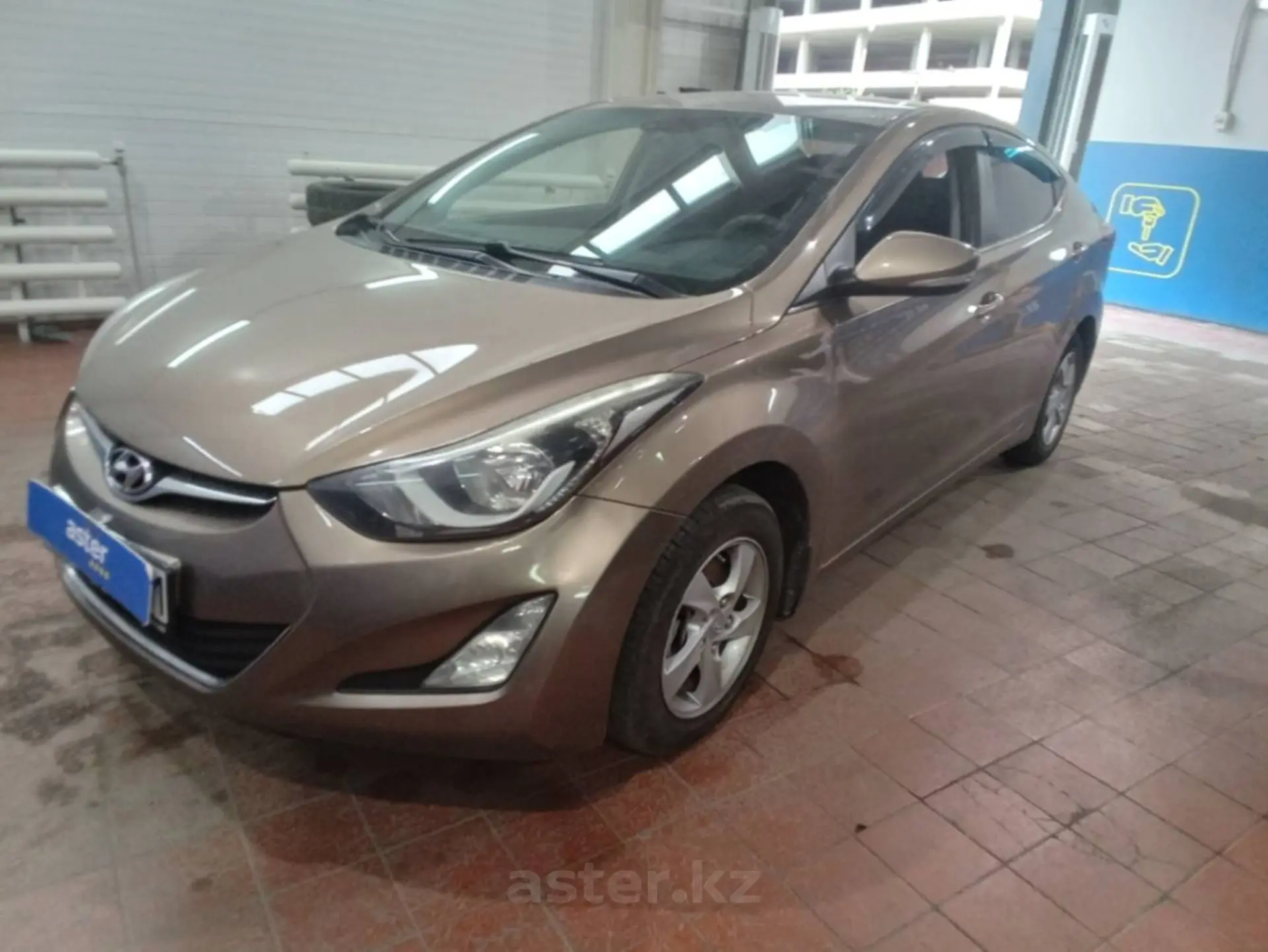 Hyundai Elantra 2015