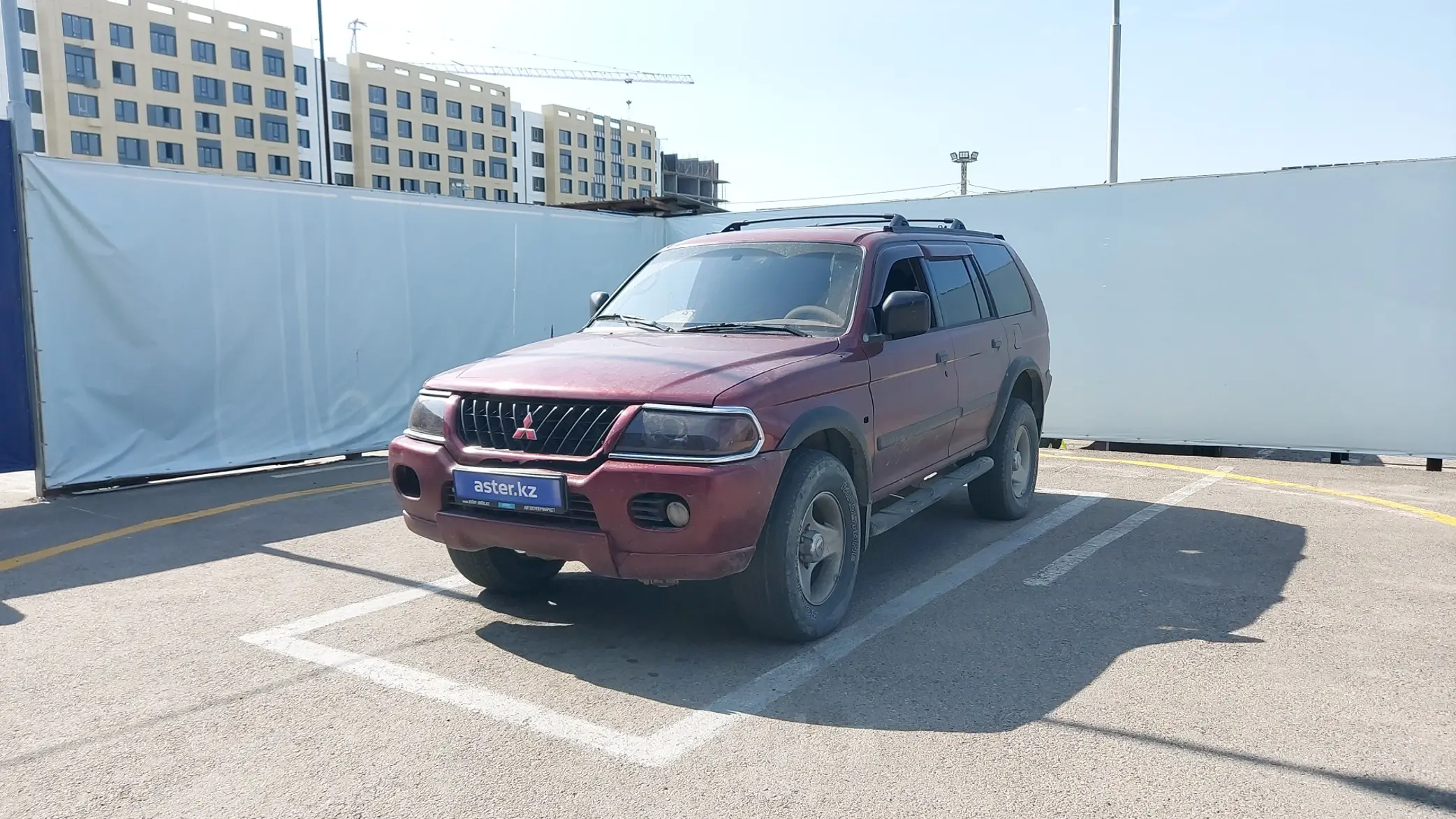 Mitsubishi Montero Sport 2000