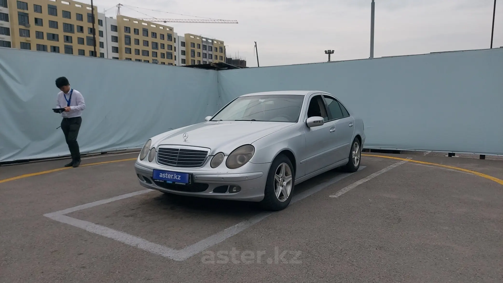 Mercedes-Benz E-Класс 2005