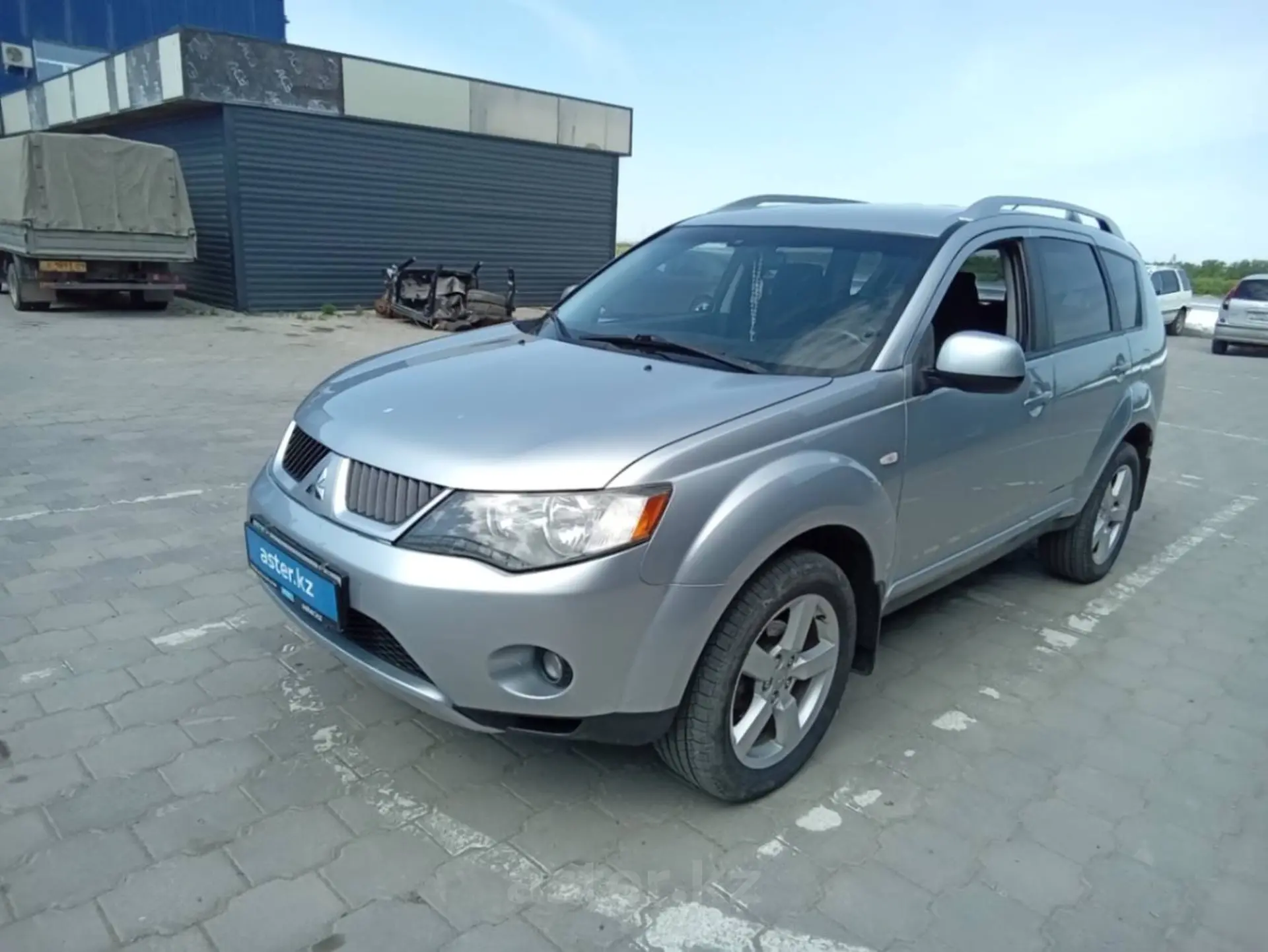 Mitsubishi Outlander 2008