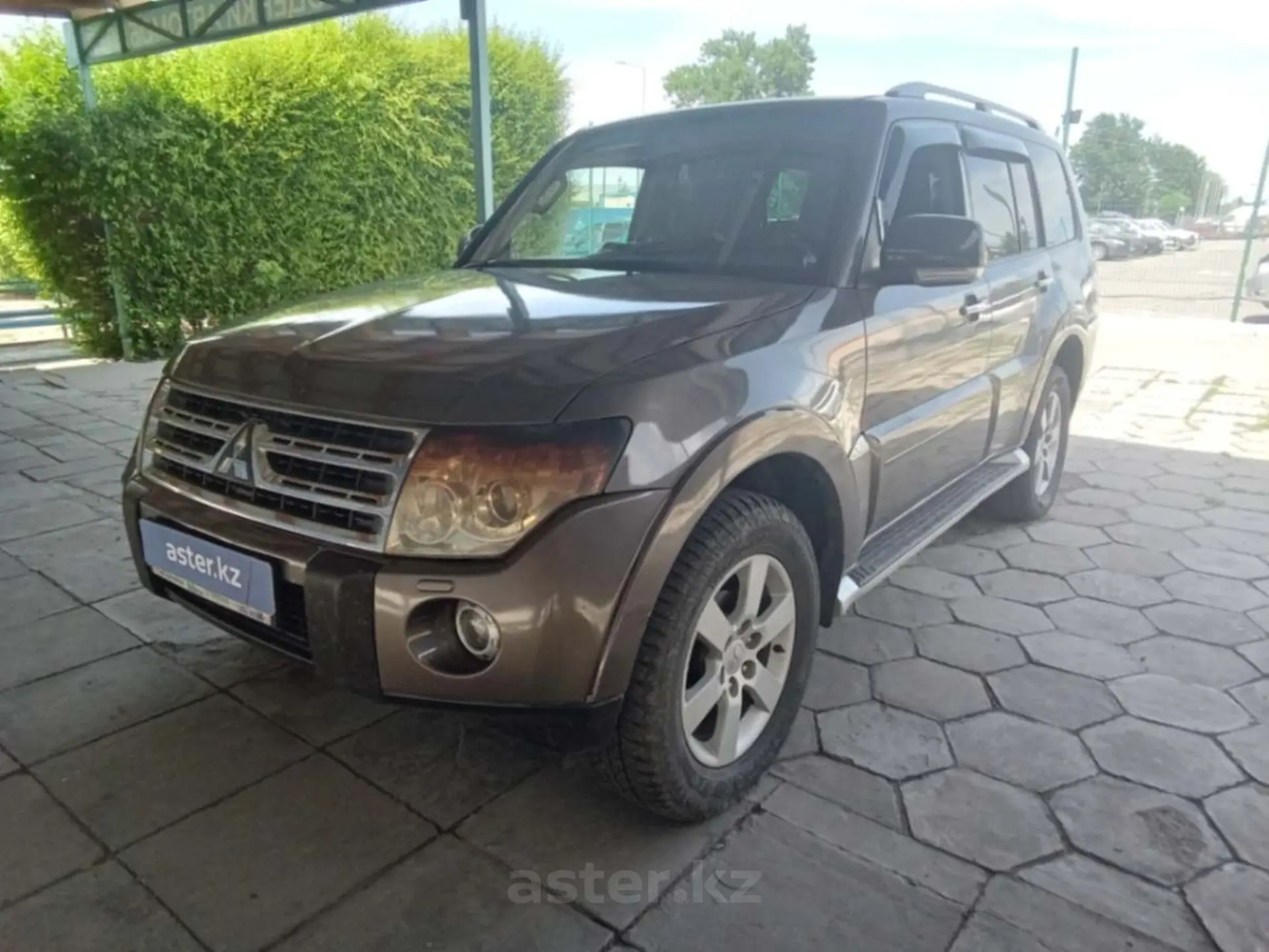 Mitsubishi Pajero 2009