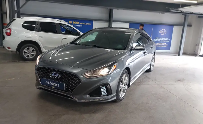 Hyundai Sonata 2018 года за 9 500 000 тг. в Астана