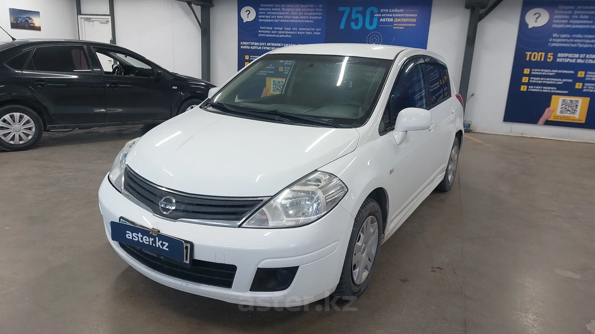 Nissan Tiida 2012