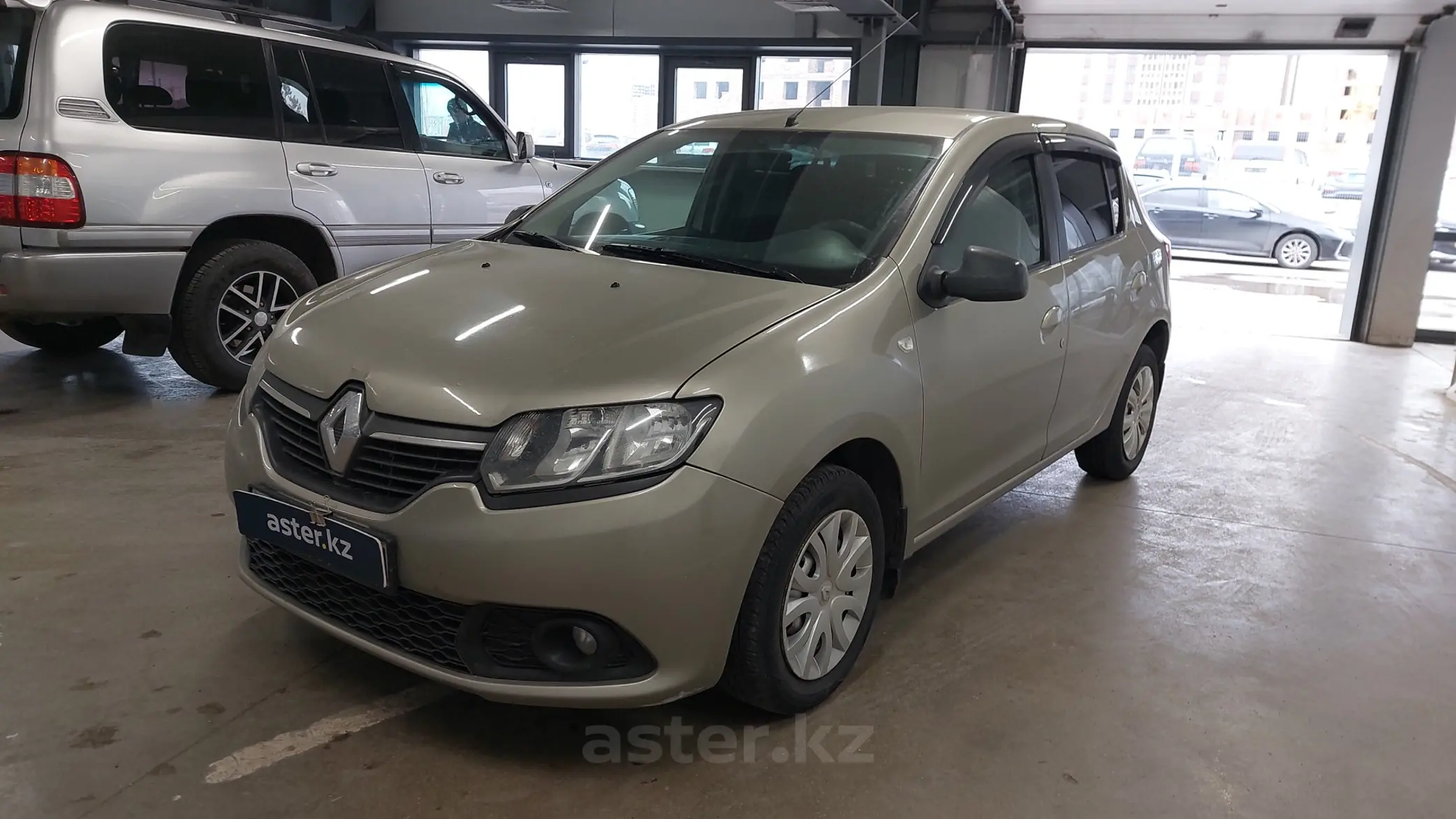 Renault Sandero 2014