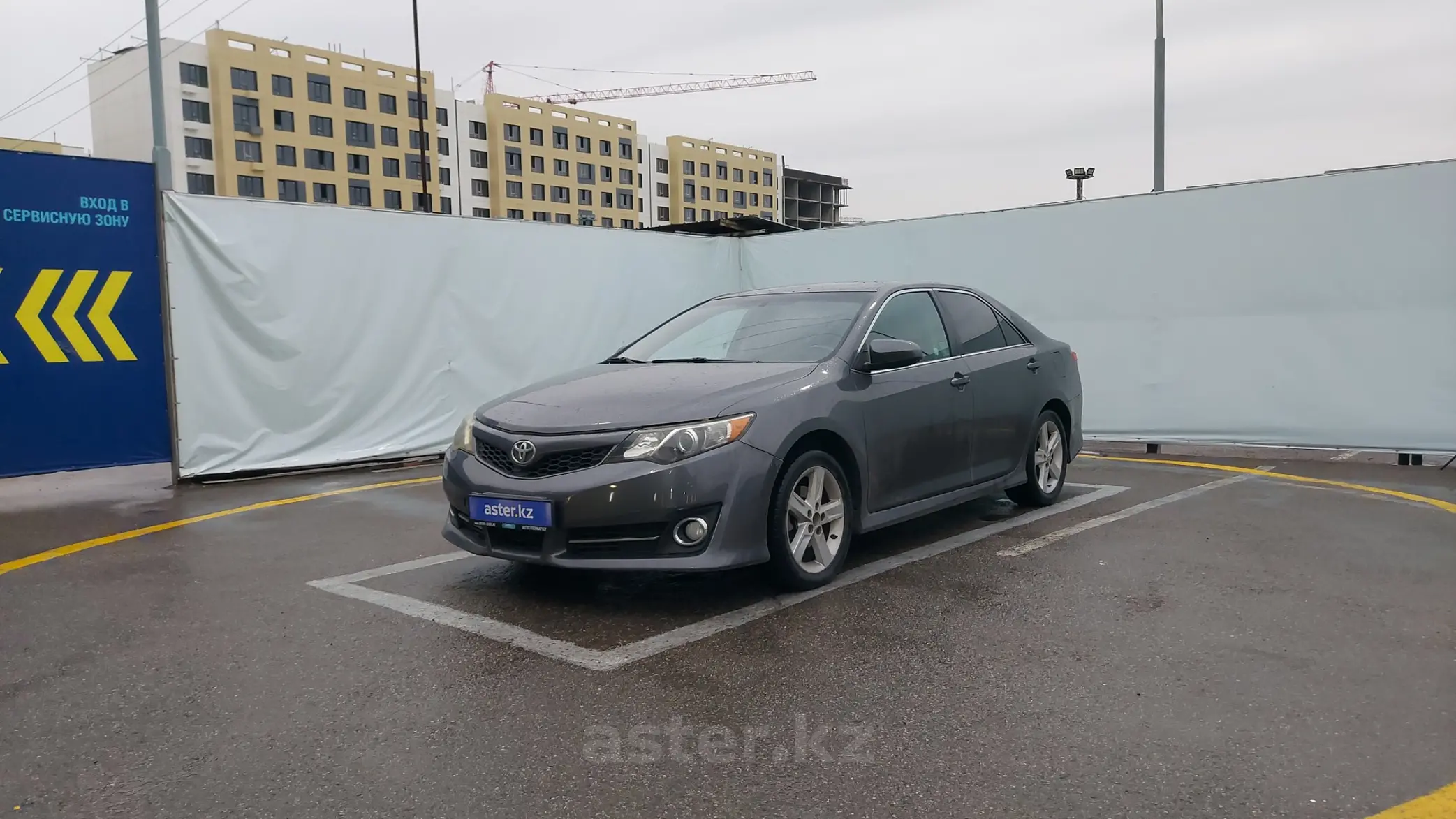 Toyota Camry 2014