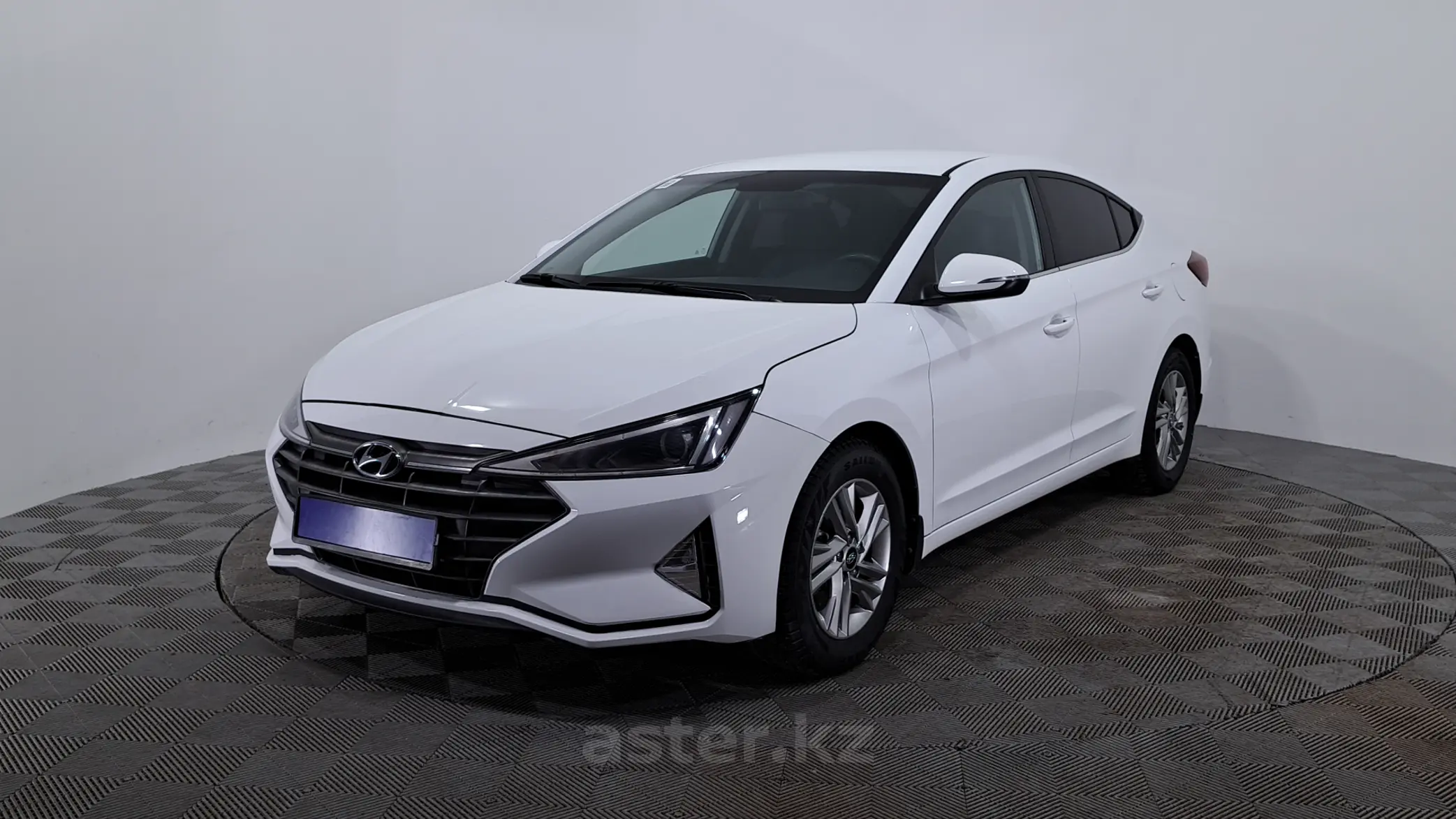 Hyundai Elantra 2019