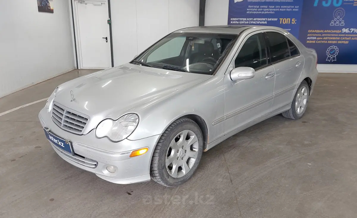 2004 Mercedes-Benz C-Класс