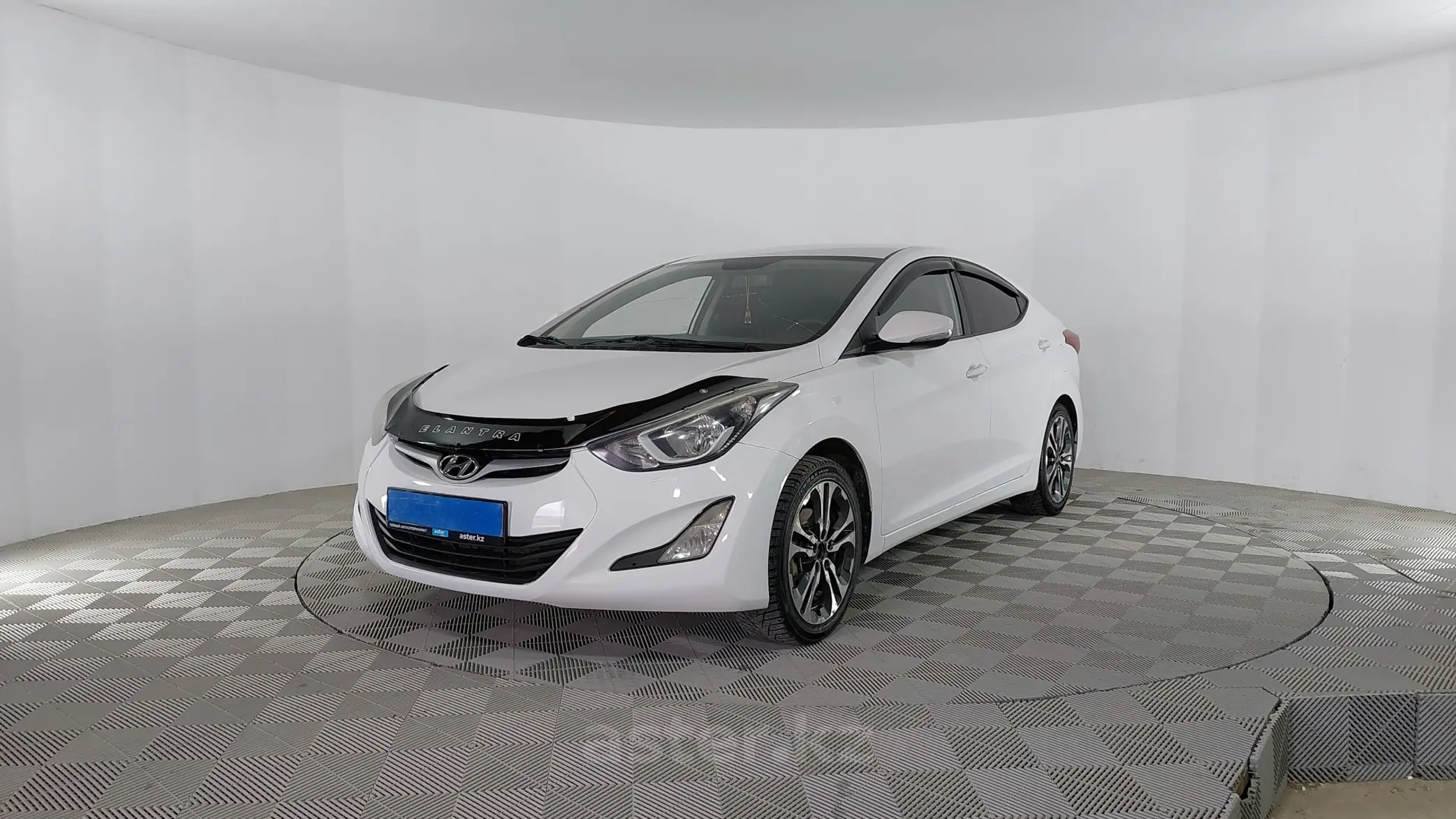 Hyundai Elantra 2015