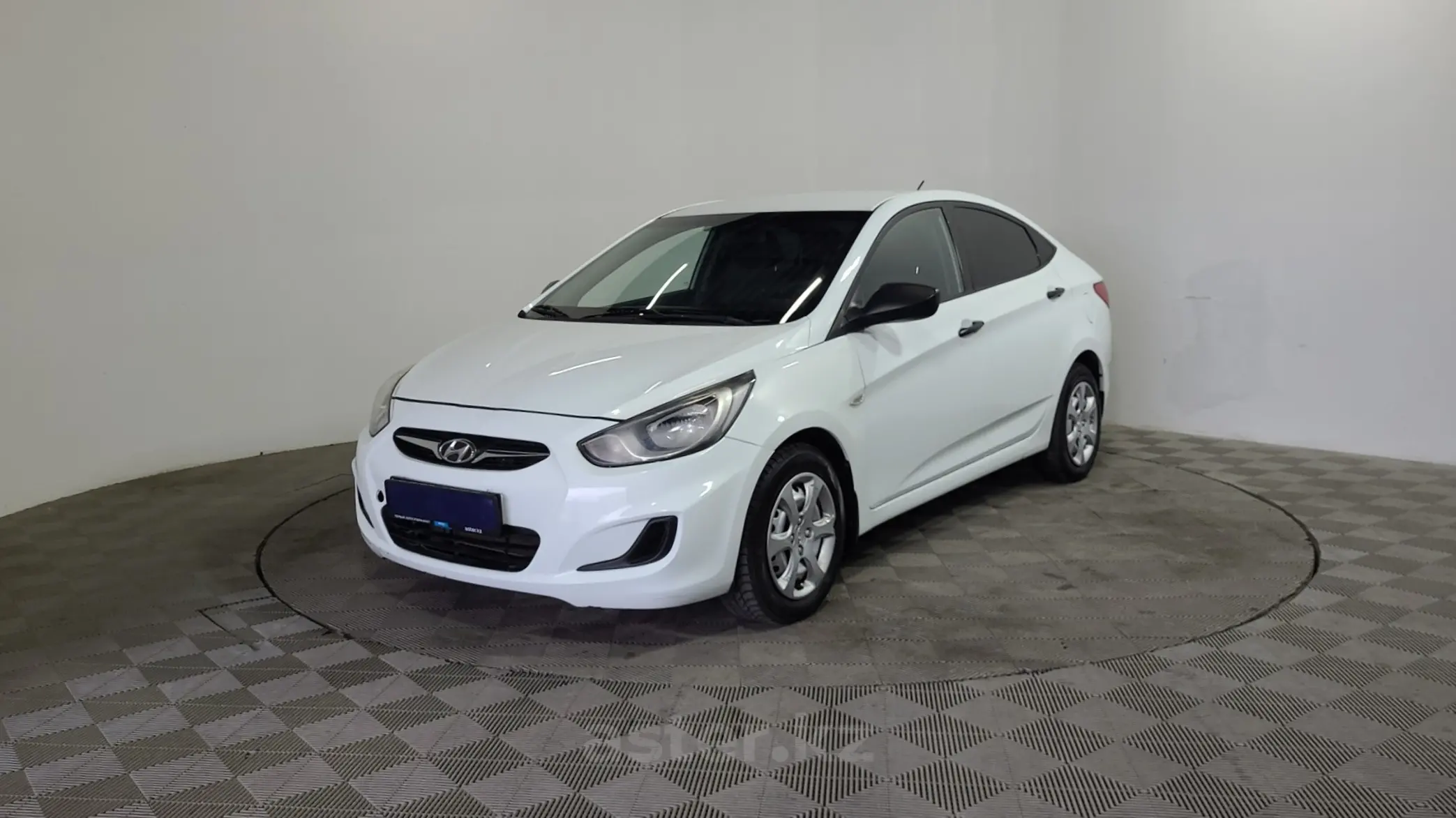 Hyundai Accent 2013