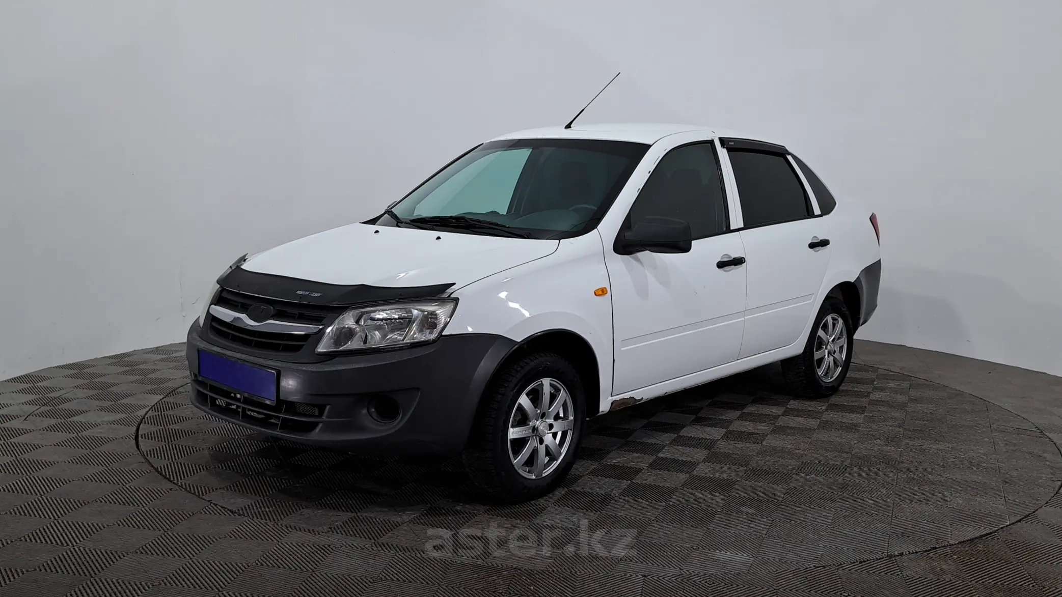 LADA (ВАЗ) Granta 2013