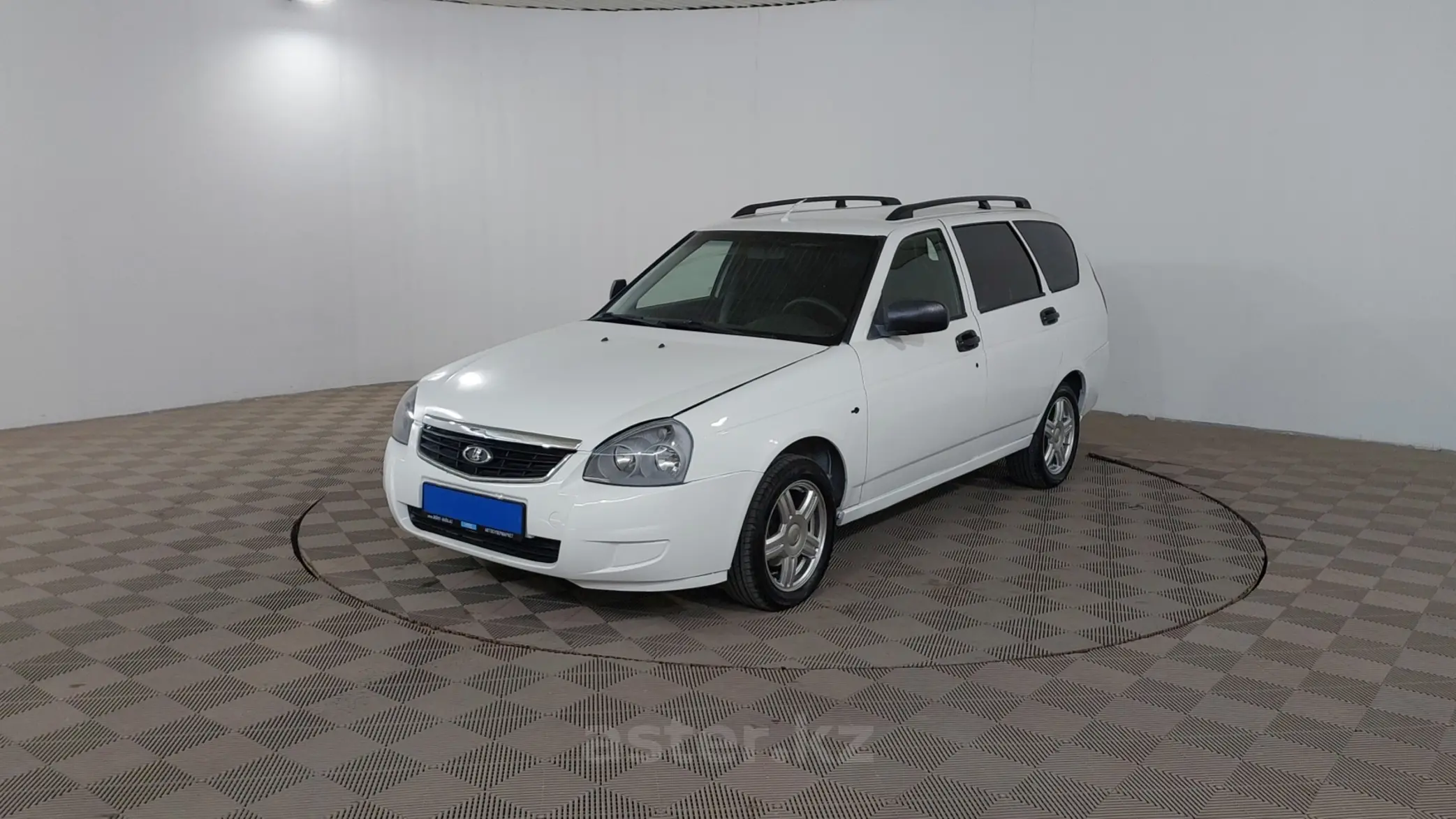 LADA (ВАЗ) Priora 2013