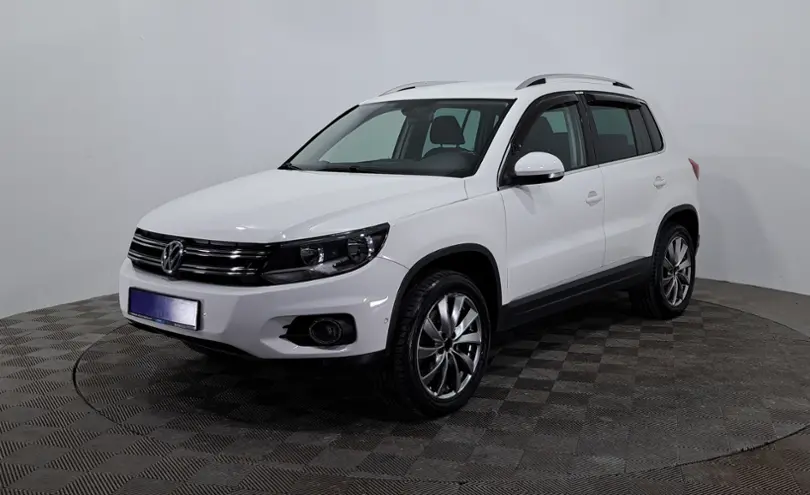 Volkswagen Tiguan 2012 года за 7 490 000 тг. в Астана