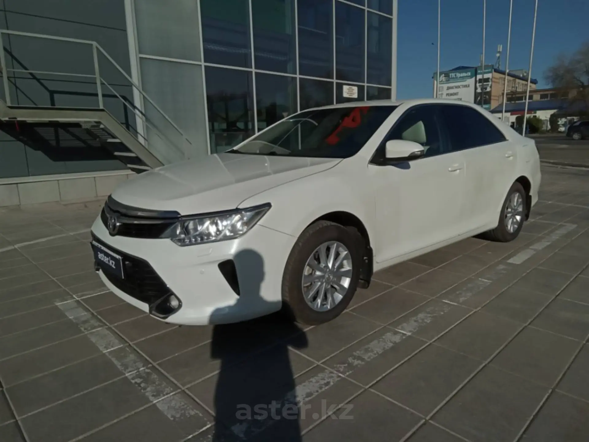 Toyota Camry 2016