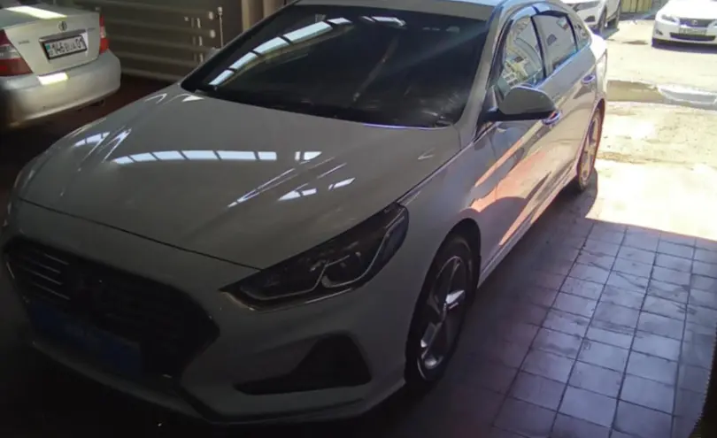 Hyundai Sonata 2019 года за 9 000 000 тг. в Астана