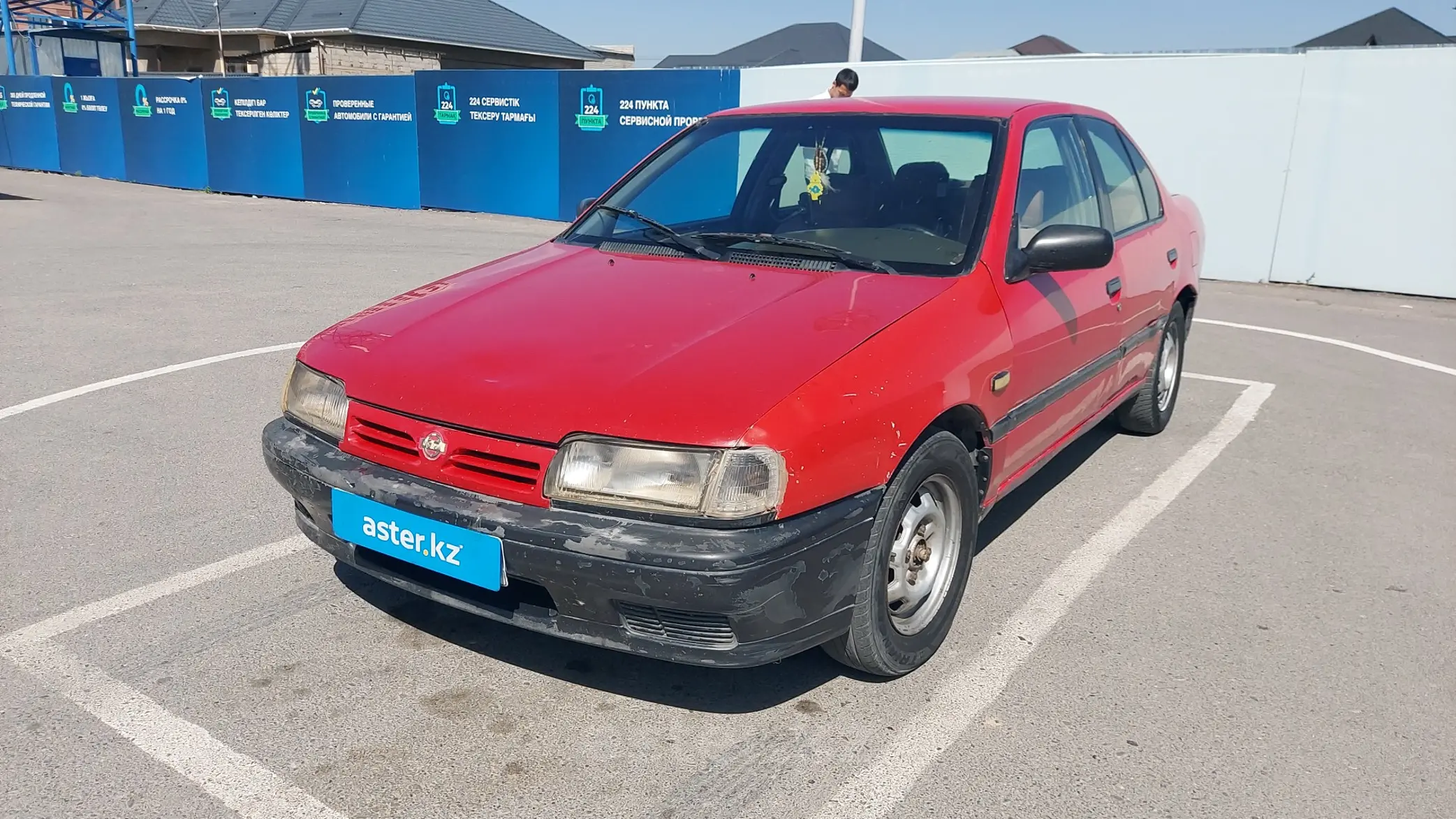 Nissan Primera 1992