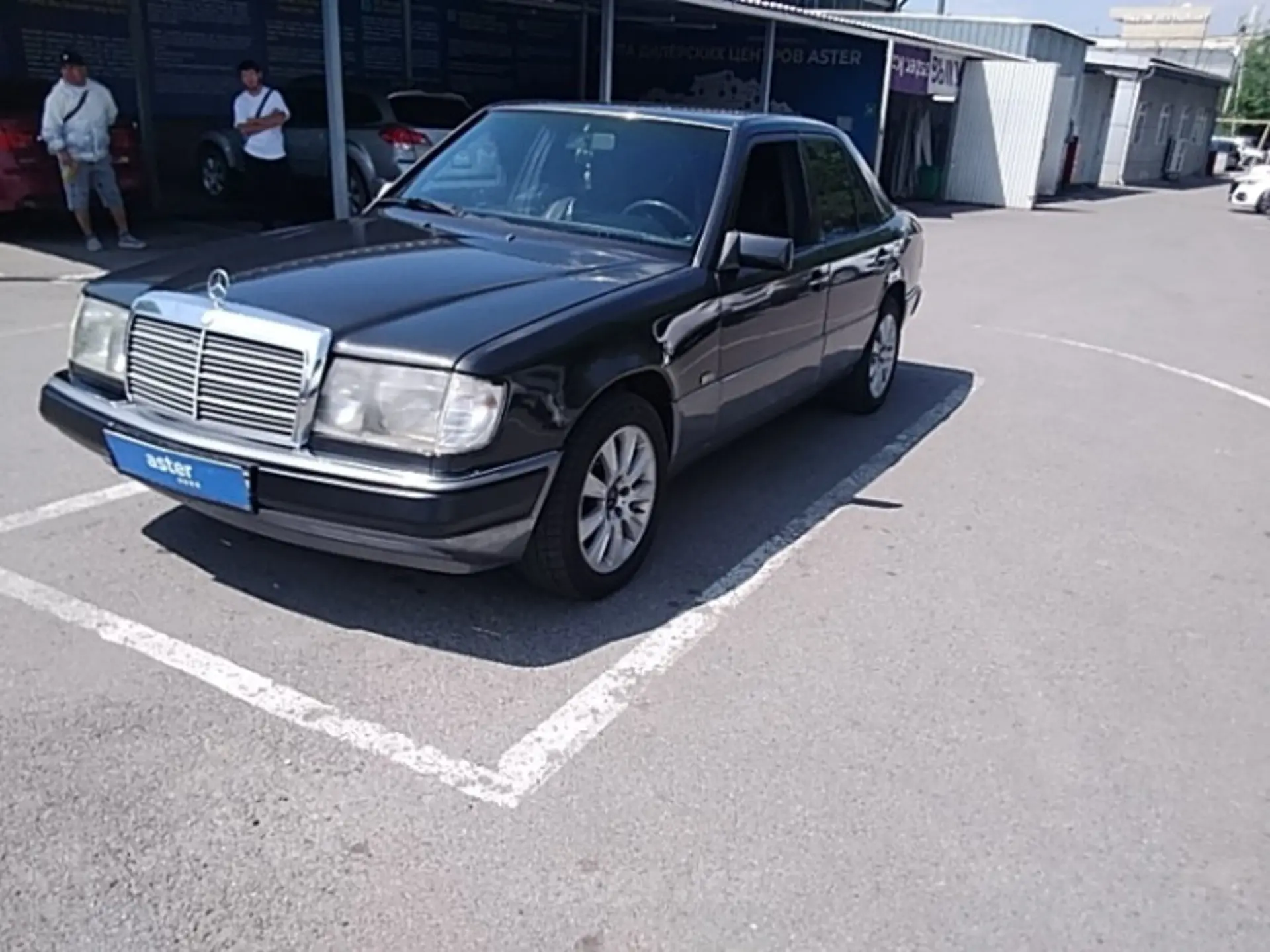 Mercedes-Benz W124 1990