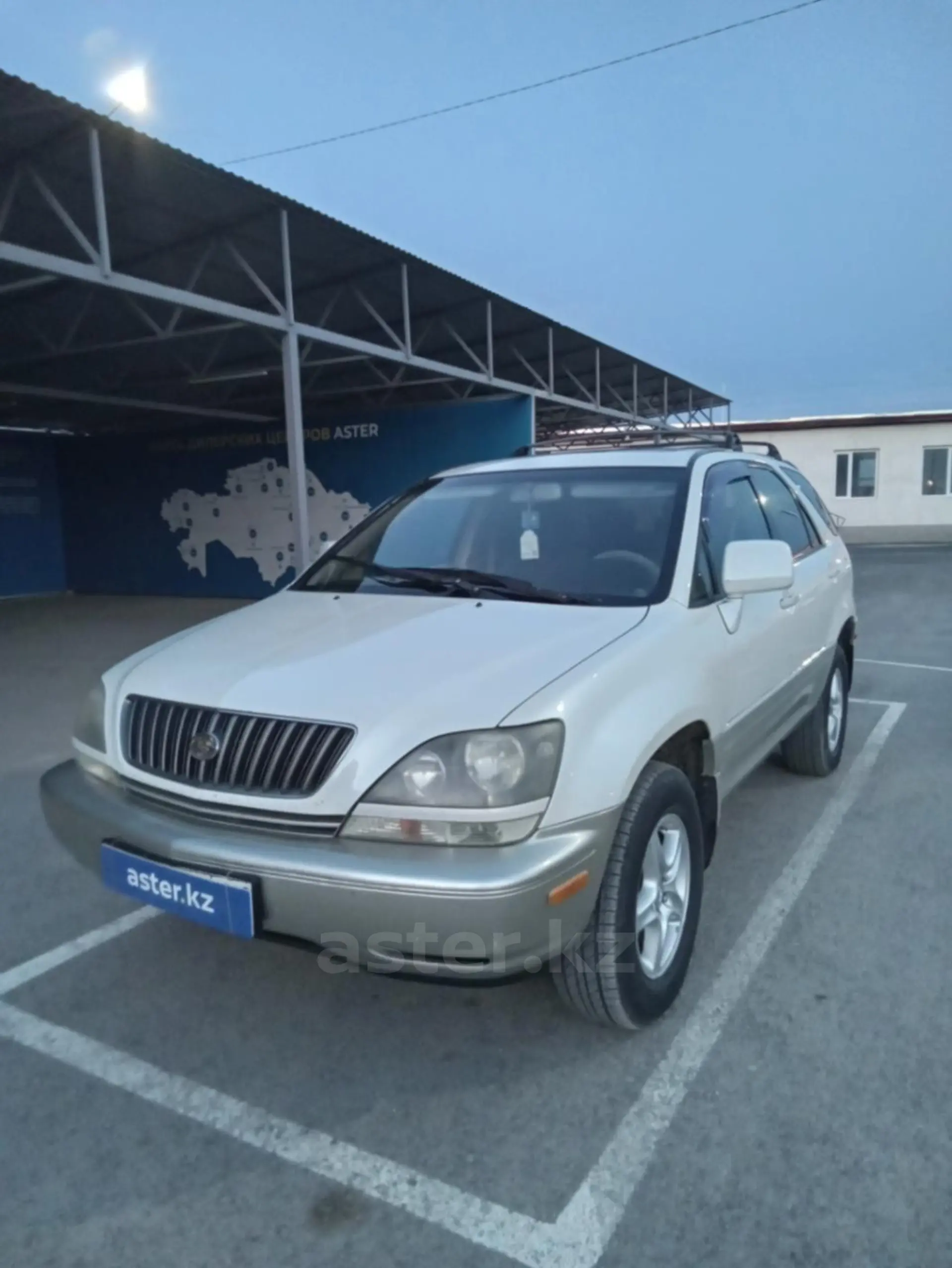 Lexus RX 1999