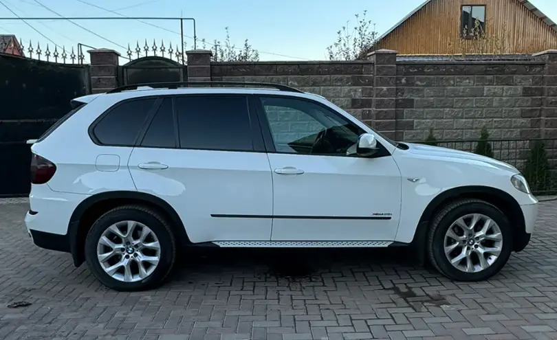 BMW X5 2011 года за 11 000 000 тг. в Алматы