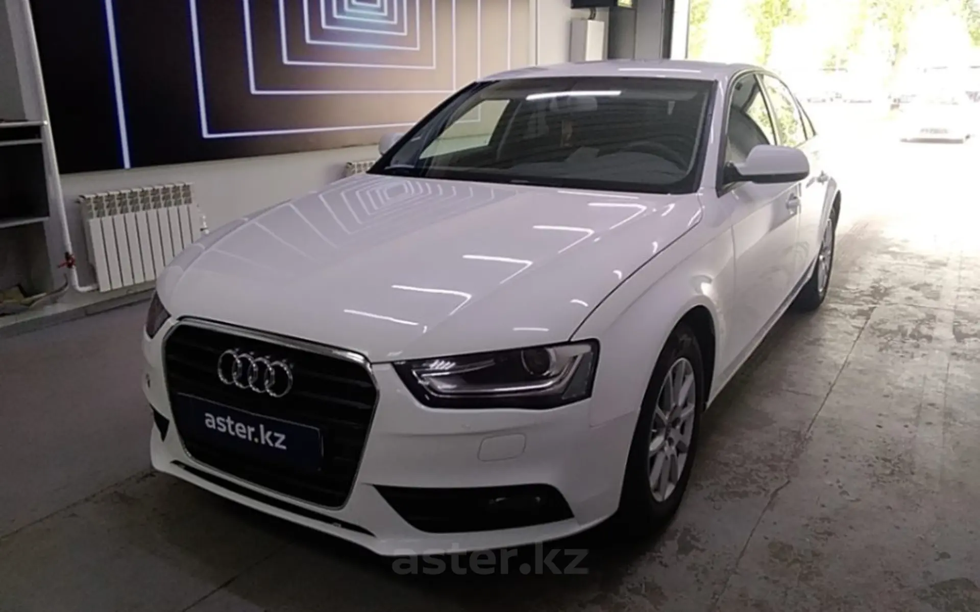 Audi A4 2014