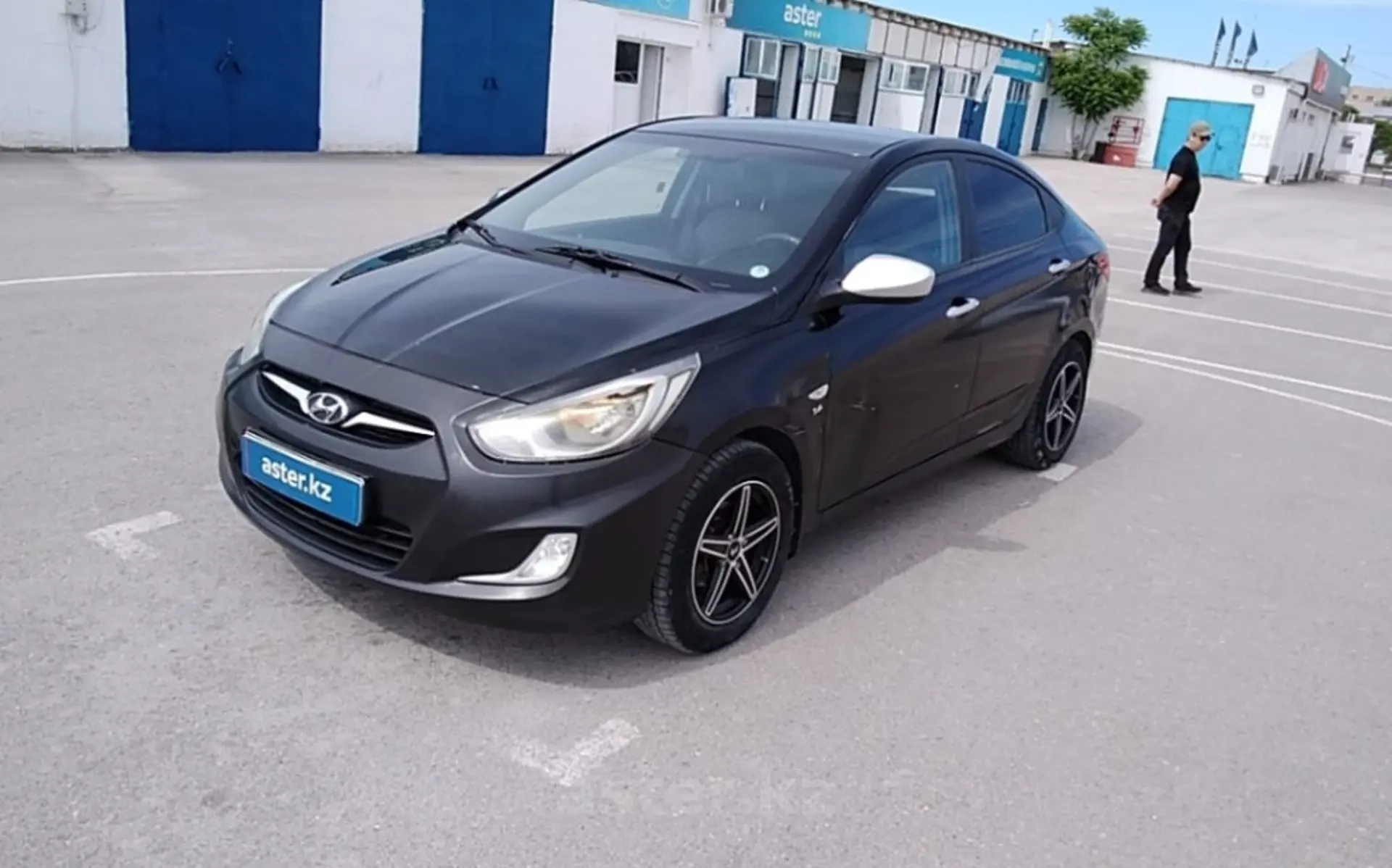 Hyundai Accent 2012