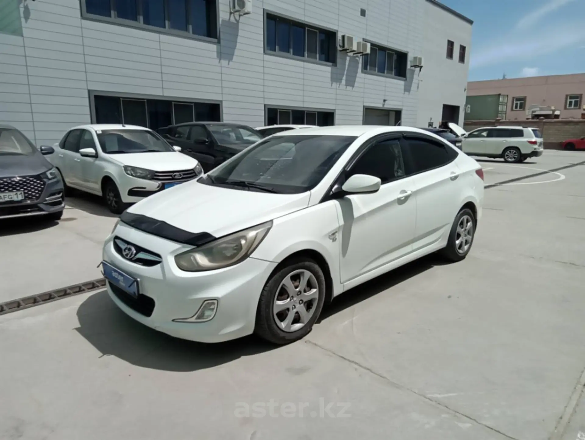 Hyundai Accent 2013