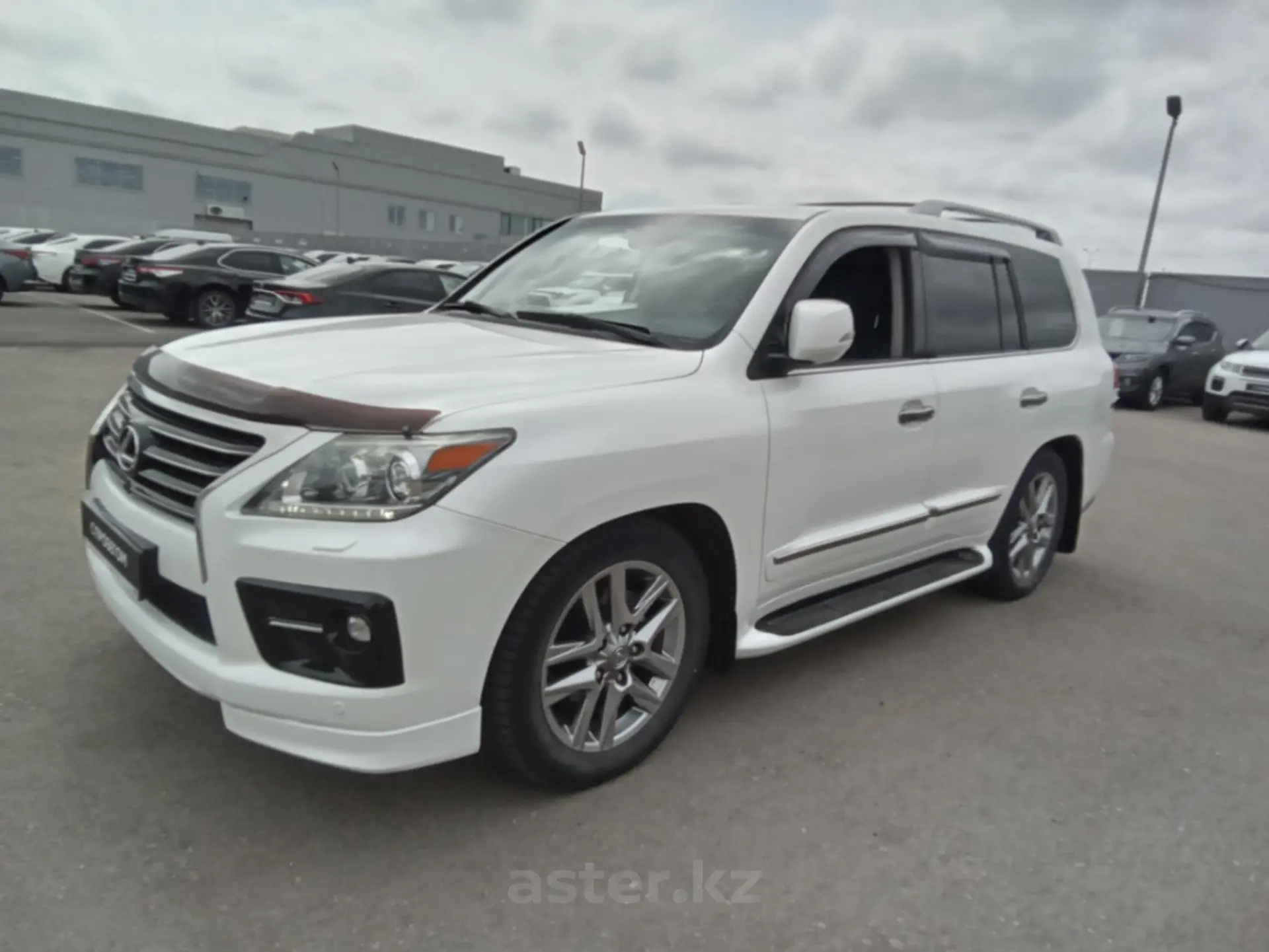 Lexus LX 2014