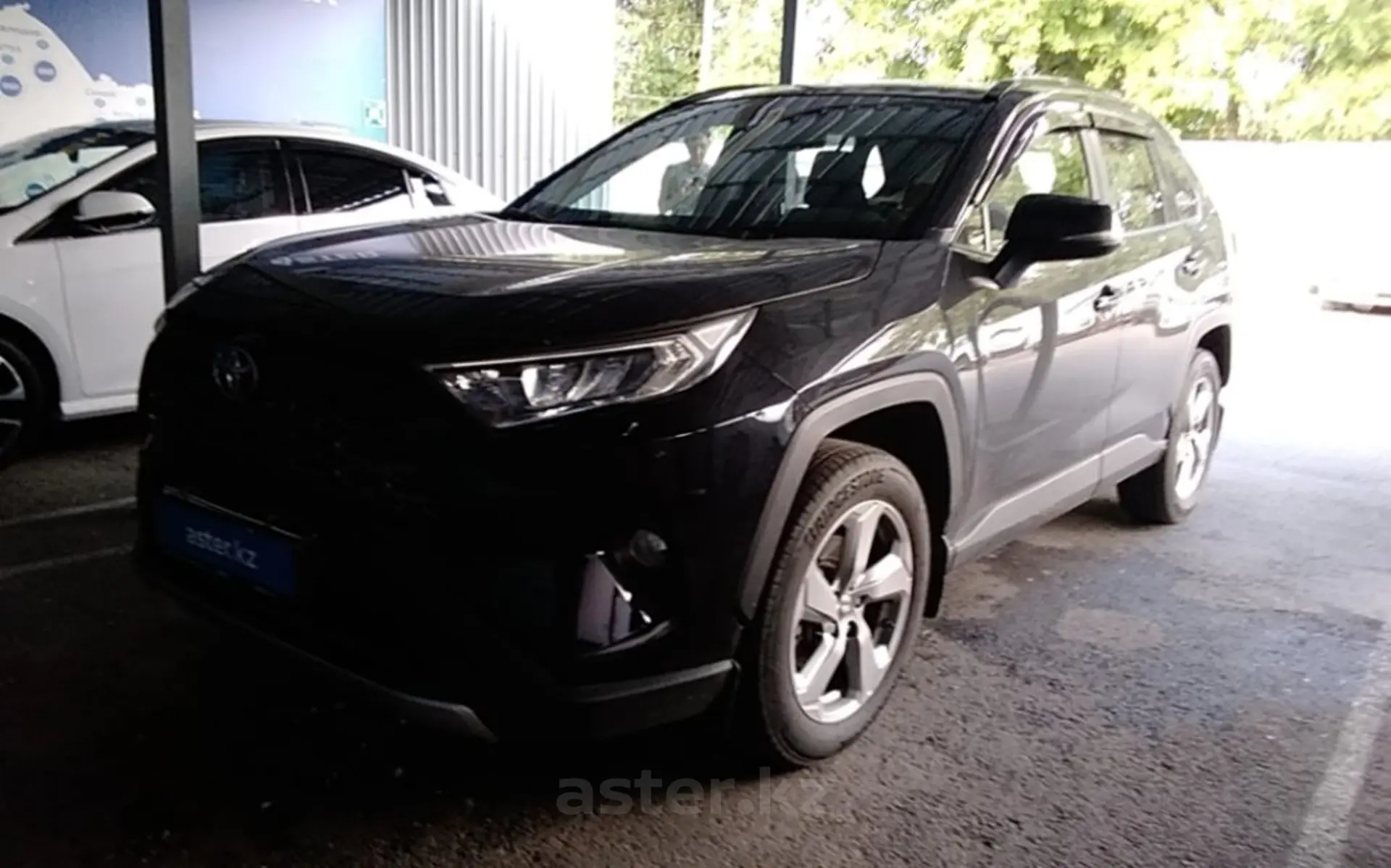 Toyota RAV4 2021