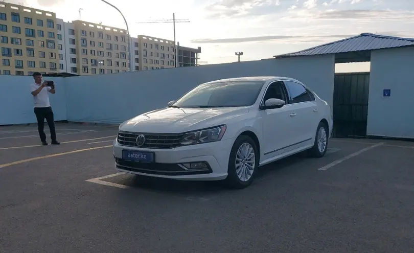 Volkswagen Passat 2017 года за 8 000 000 тг. в Алматы