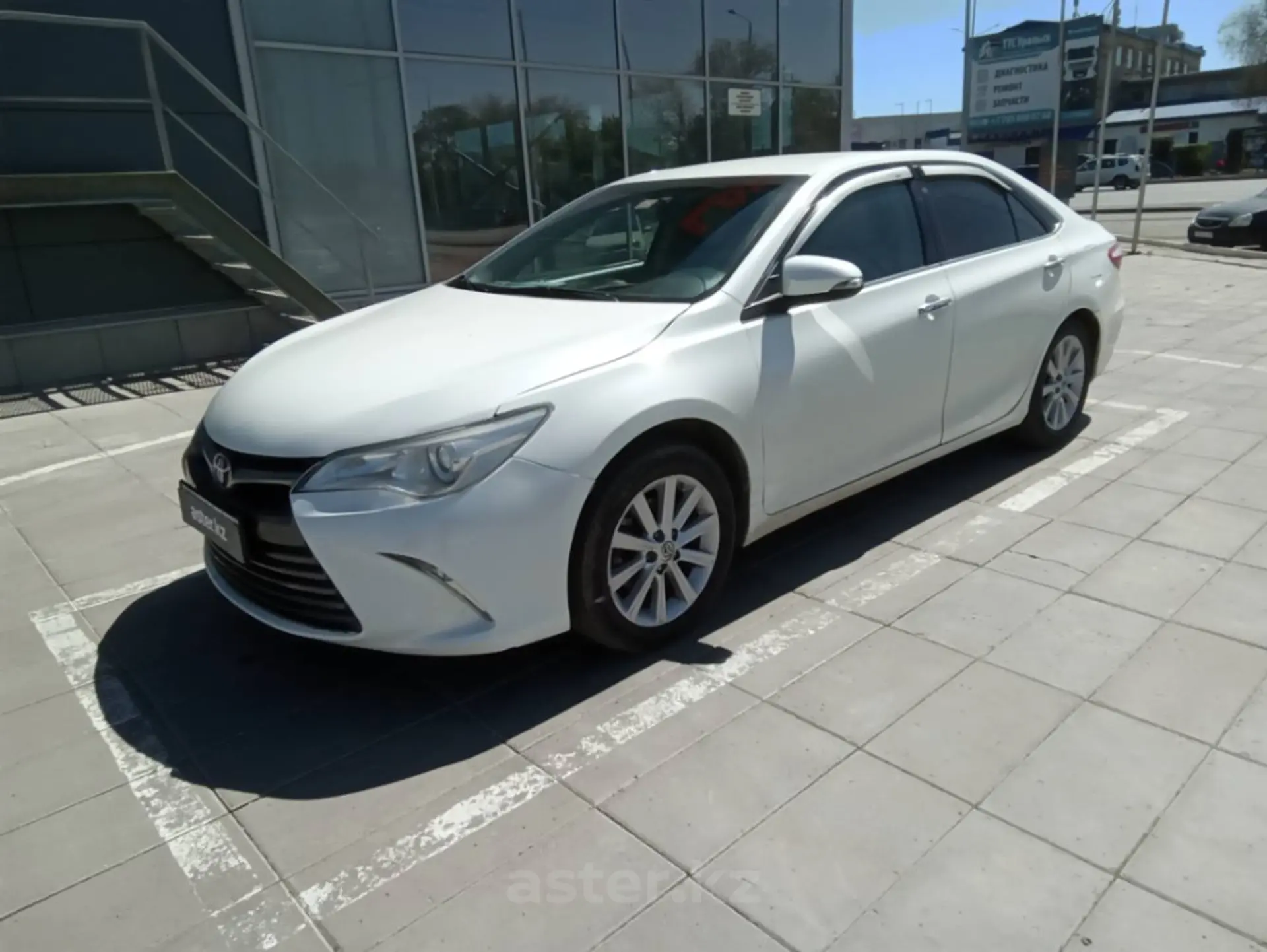 Toyota Camry 2016