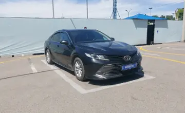 Toyota Camry 2019 года за 14 000 000 тг. в Алматы фото 2
