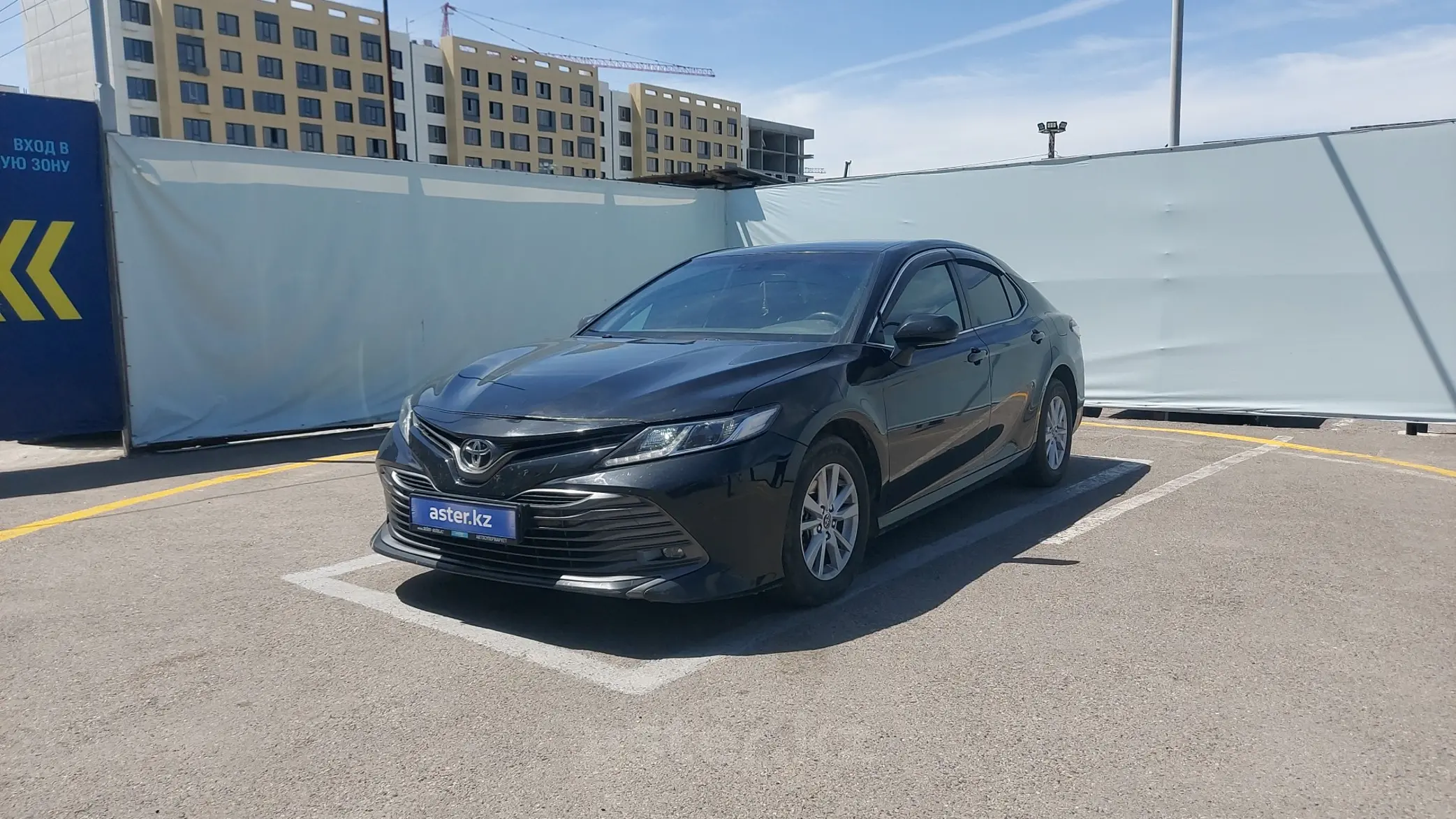 Toyota Camry 2019