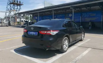 Toyota Camry 2019 года за 14 000 000 тг. в Алматы фото 3