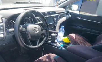 Toyota Camry 2019 года за 14 000 000 тг. в Алматы фото 5