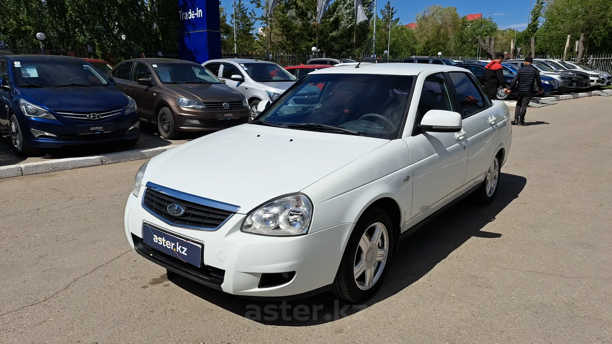 LADA (ВАЗ) Priora 2012