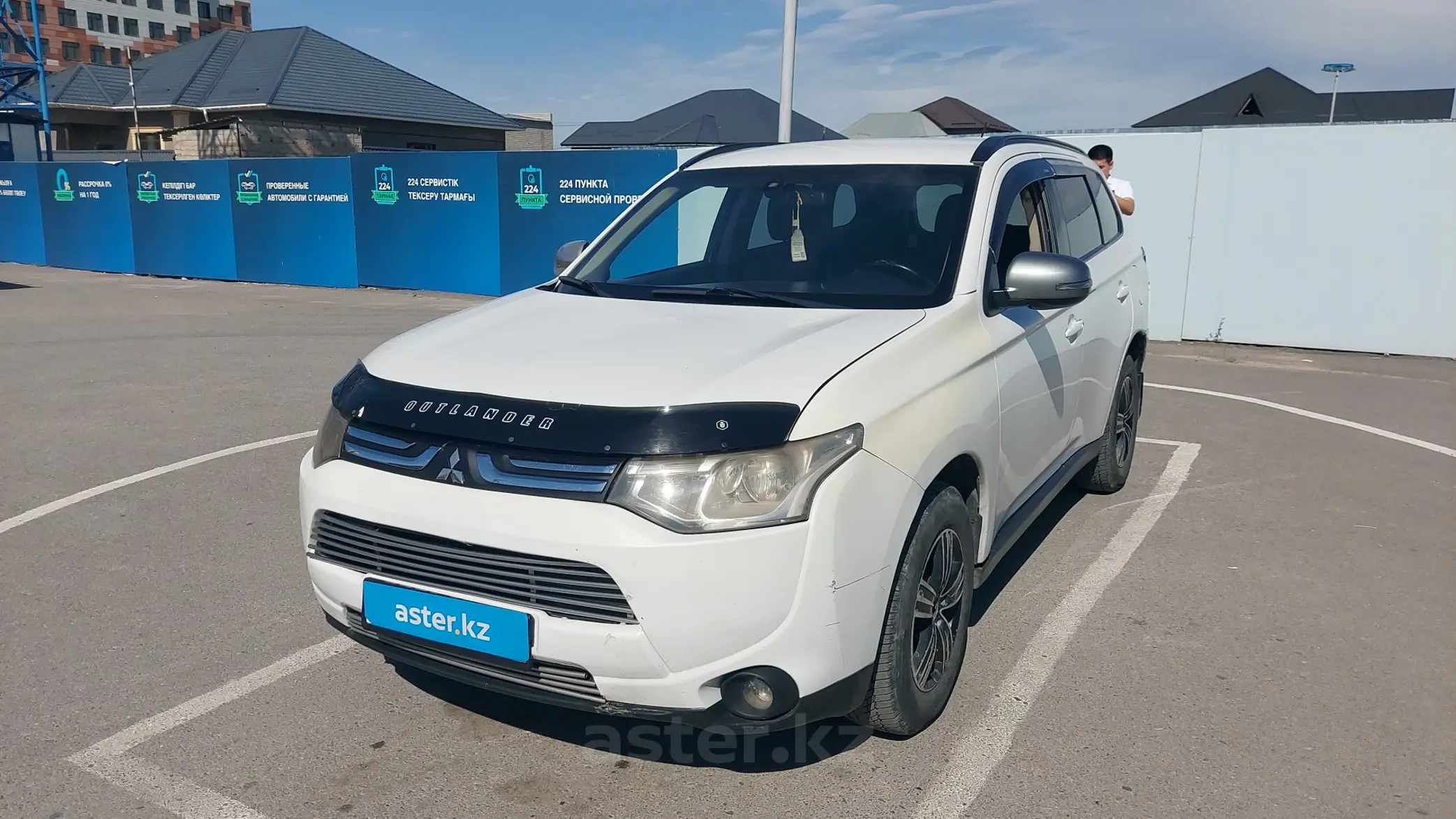 Mitsubishi Outlander 2012