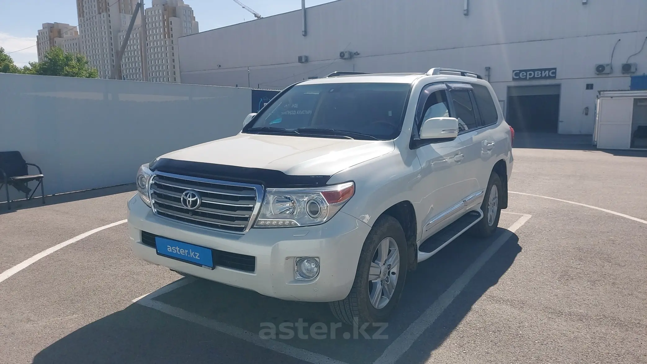 Toyota Land Cruiser 2012